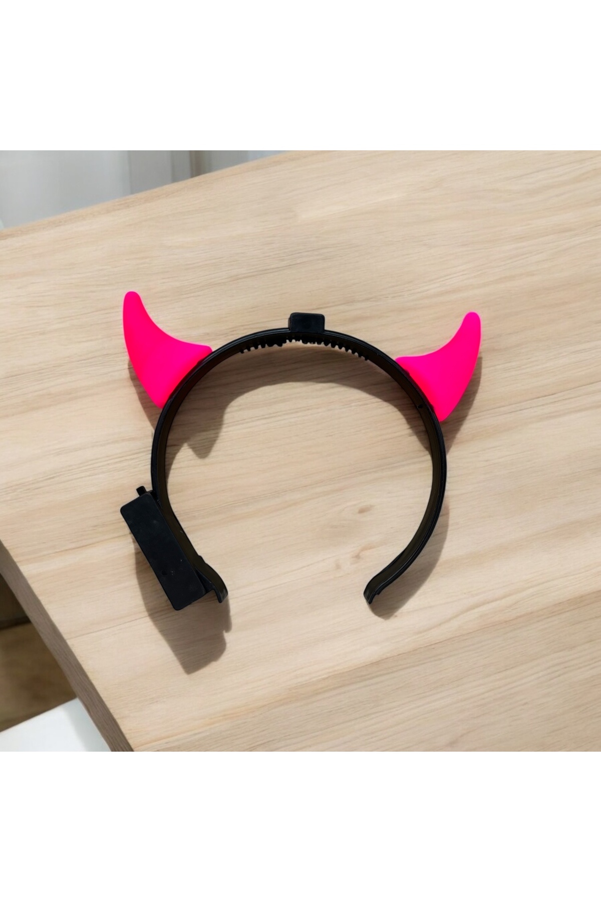 Niyet IŞIKLI PEMBE ŞEYTAN TACI- PİLLİ PARTİ TACI- IŞIKLI AKSESUAR