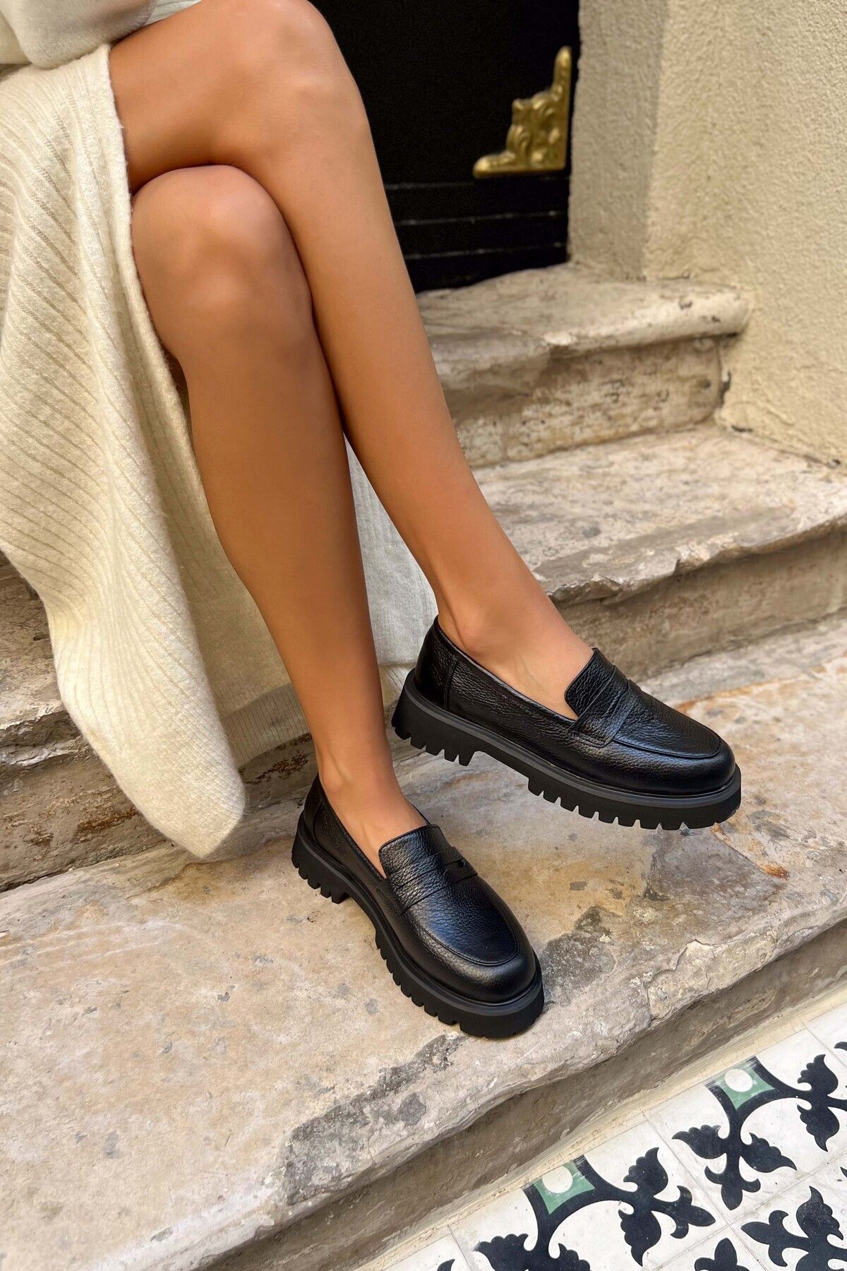 NİŞANTAŞI SHOES-Buty damskie Queena Black Genuine Leather z grubą podeszwą 8