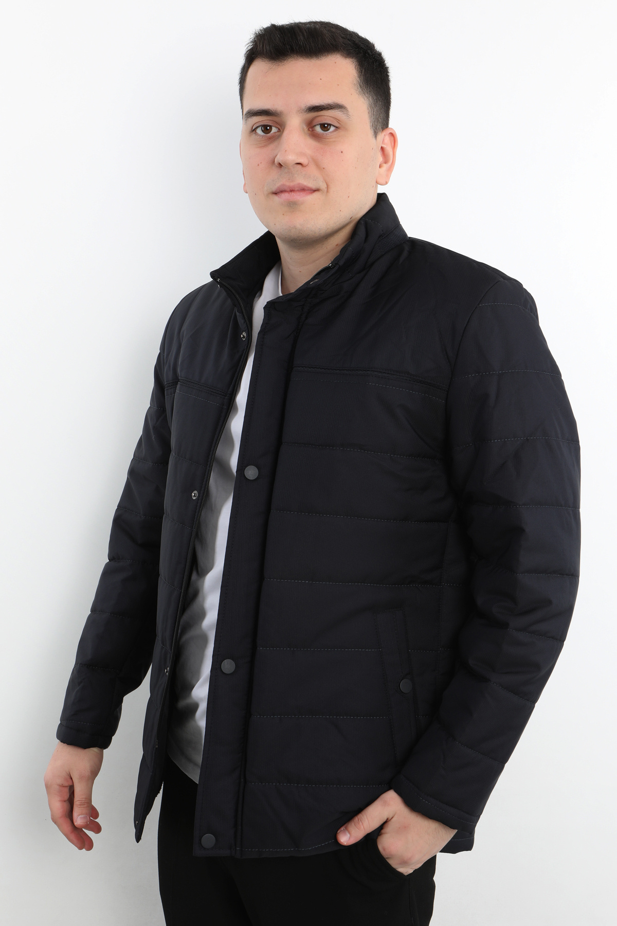 Veli Önkal-Stand Collar Men's Jacket with Pockets and Zipper Closure 1