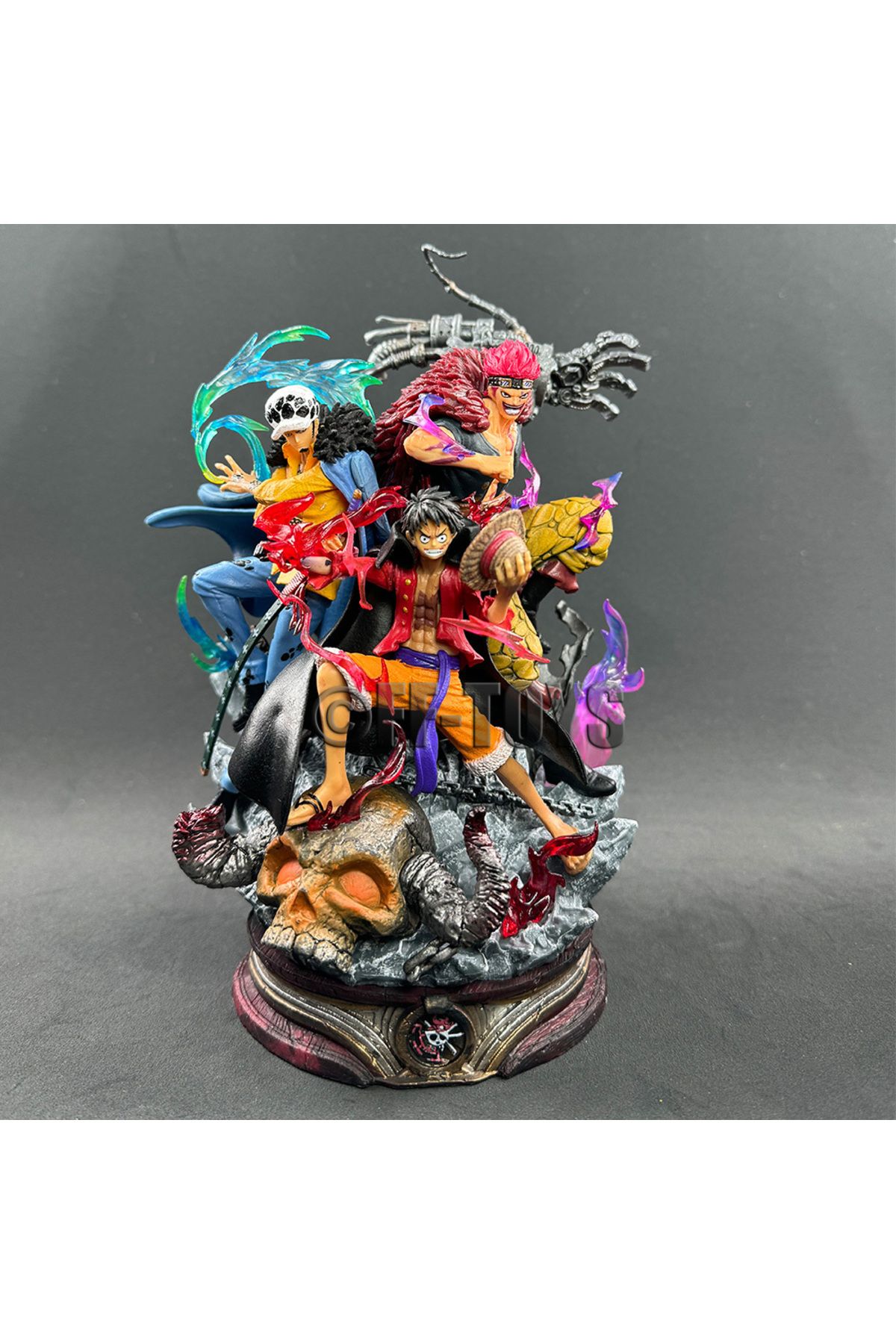 Choice-No Box One Piece Figurine Three Captain Anime Figure Kid Law Luffy Action 20cm Pvc Statue Desktop De 1