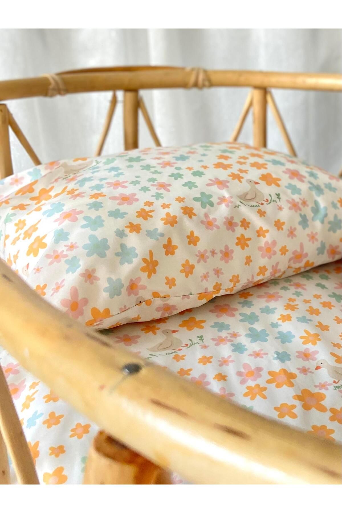 Zezig-Ducky Baby Bedding Set 5