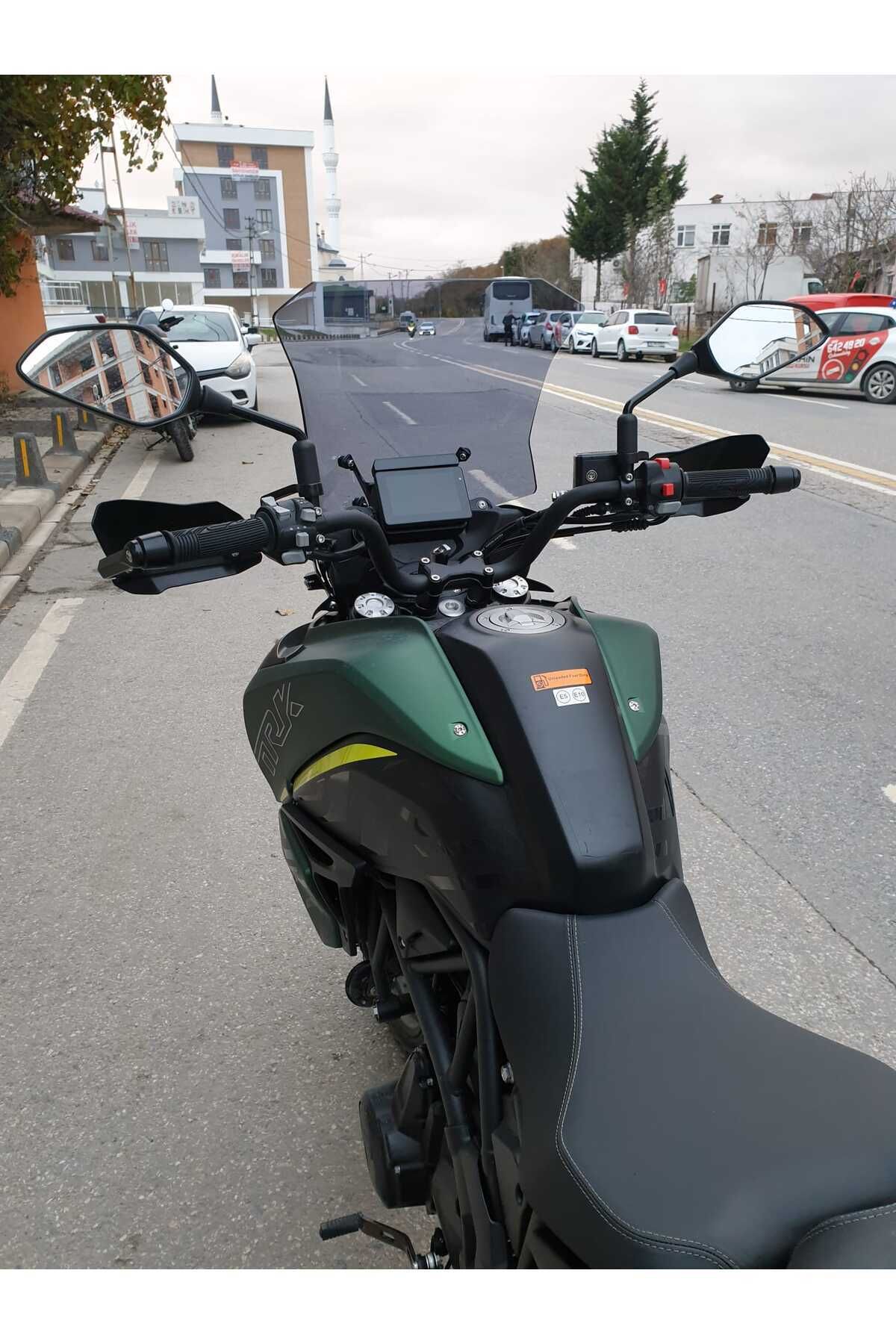 Benelli TRK 702 X Siperlik Ön Cam 2025 Model 51cm Füme Renkli 4mm 4mm 1. TASARIM