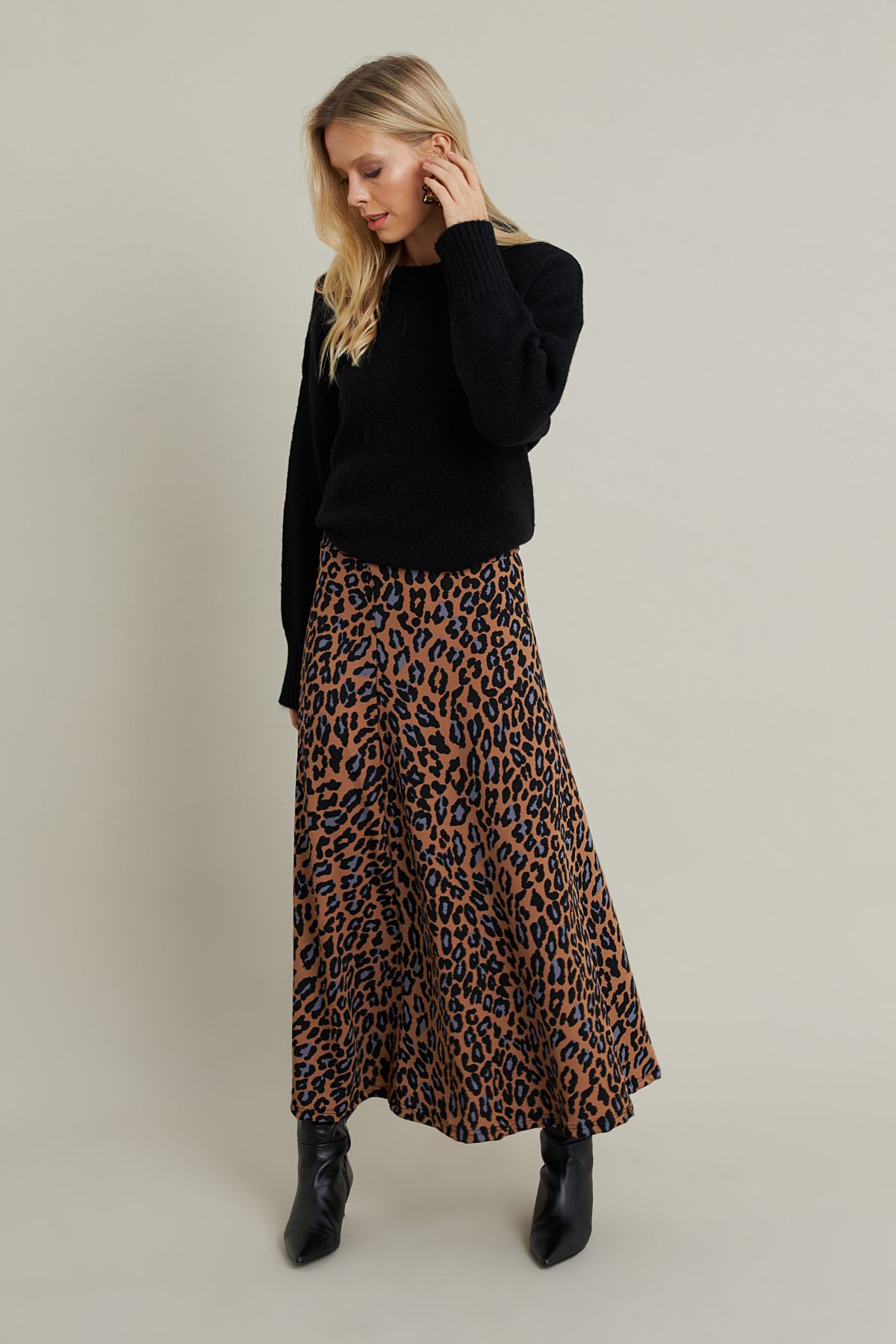 Cool & Modest-Fusta A-Line pentru femei cu model Camel-Indigo - MLON3007 5