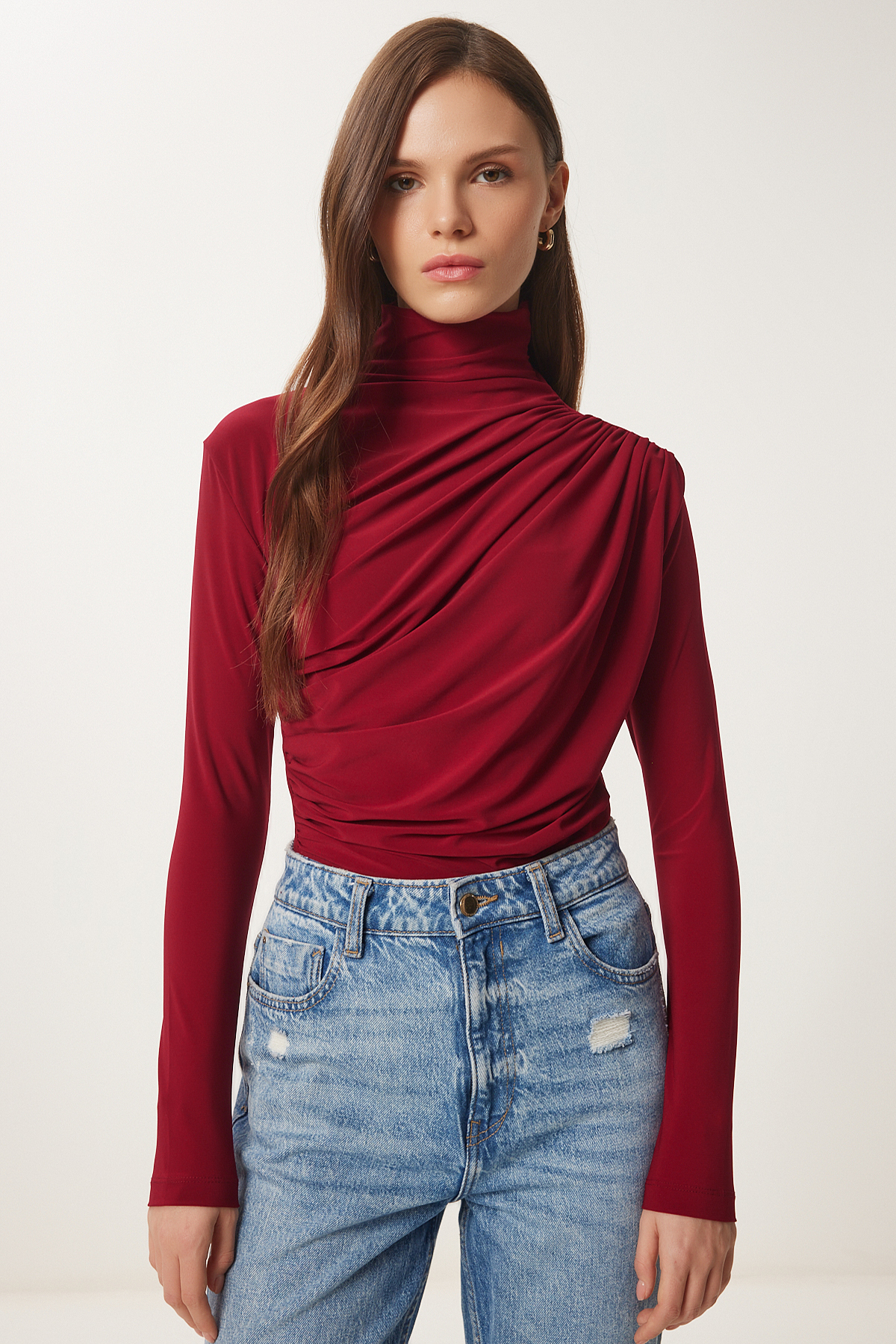 Happiness İstanbul Жіноча бордова блузка з телячим коміром-стійкою пісочного кольору FF00135