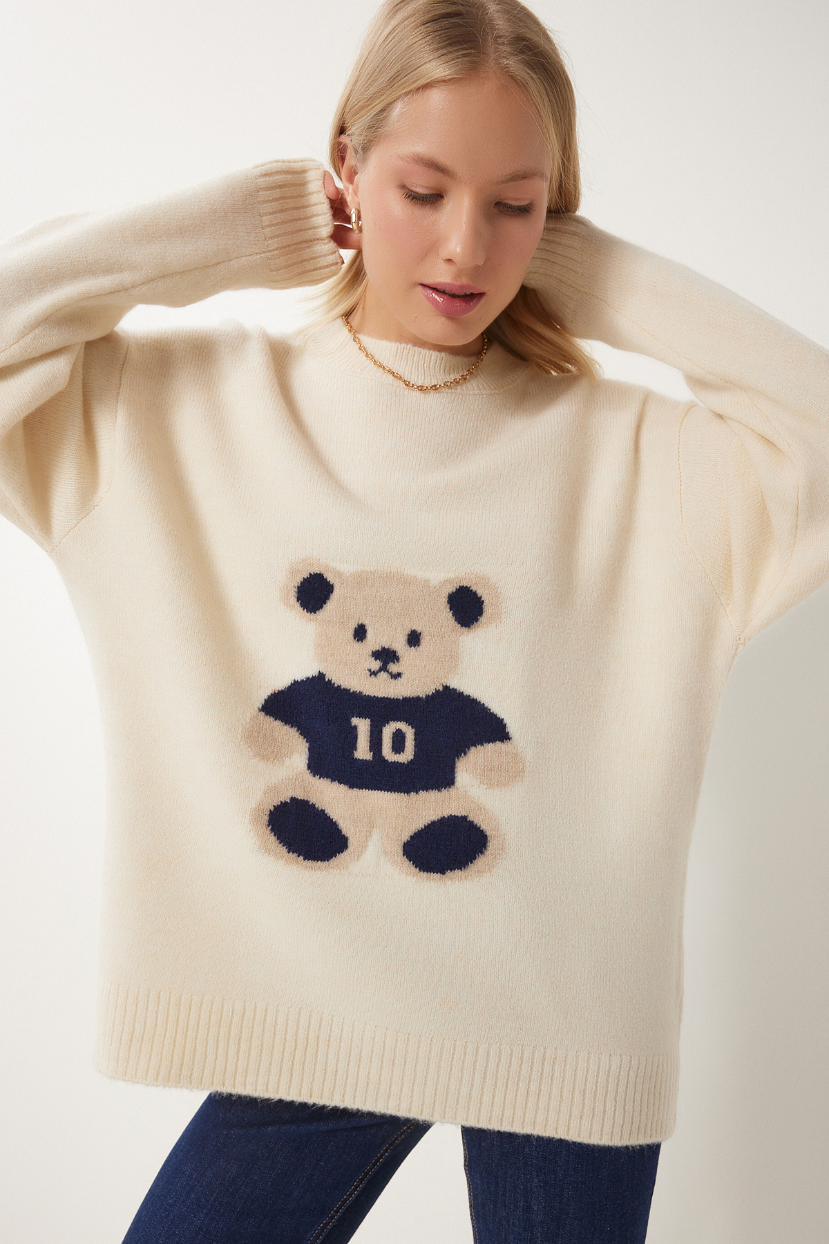 Happiness İstanbul Дамски кремав пуловер с текстура на меко мече Mx00177