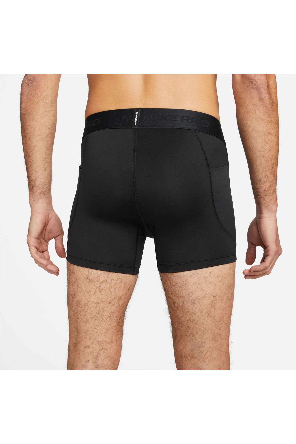 complete the look image