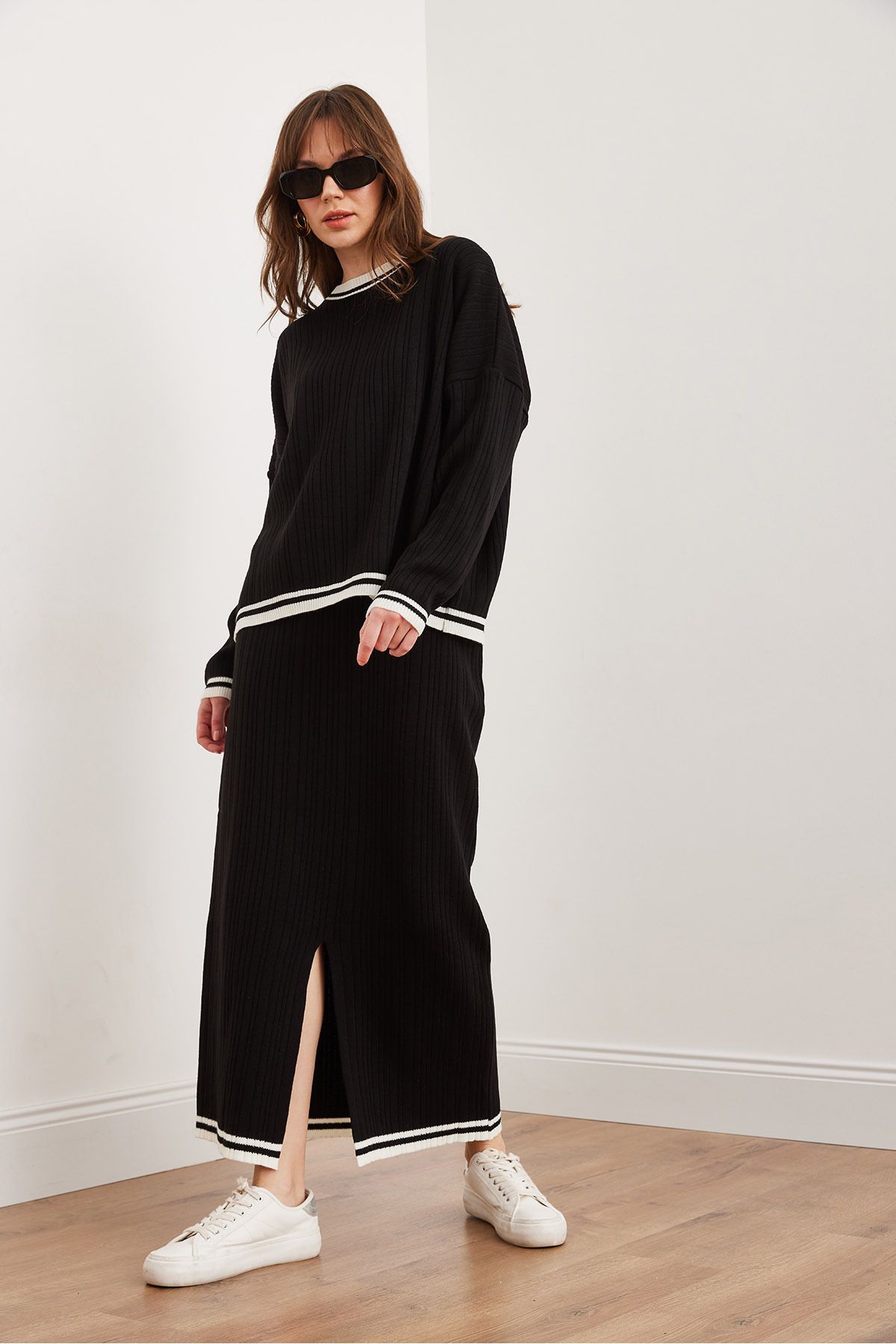 Olalook-Women's Black Top Sweater Bottom Slit Skirt Knitwear Set Tkm- 19000327 5