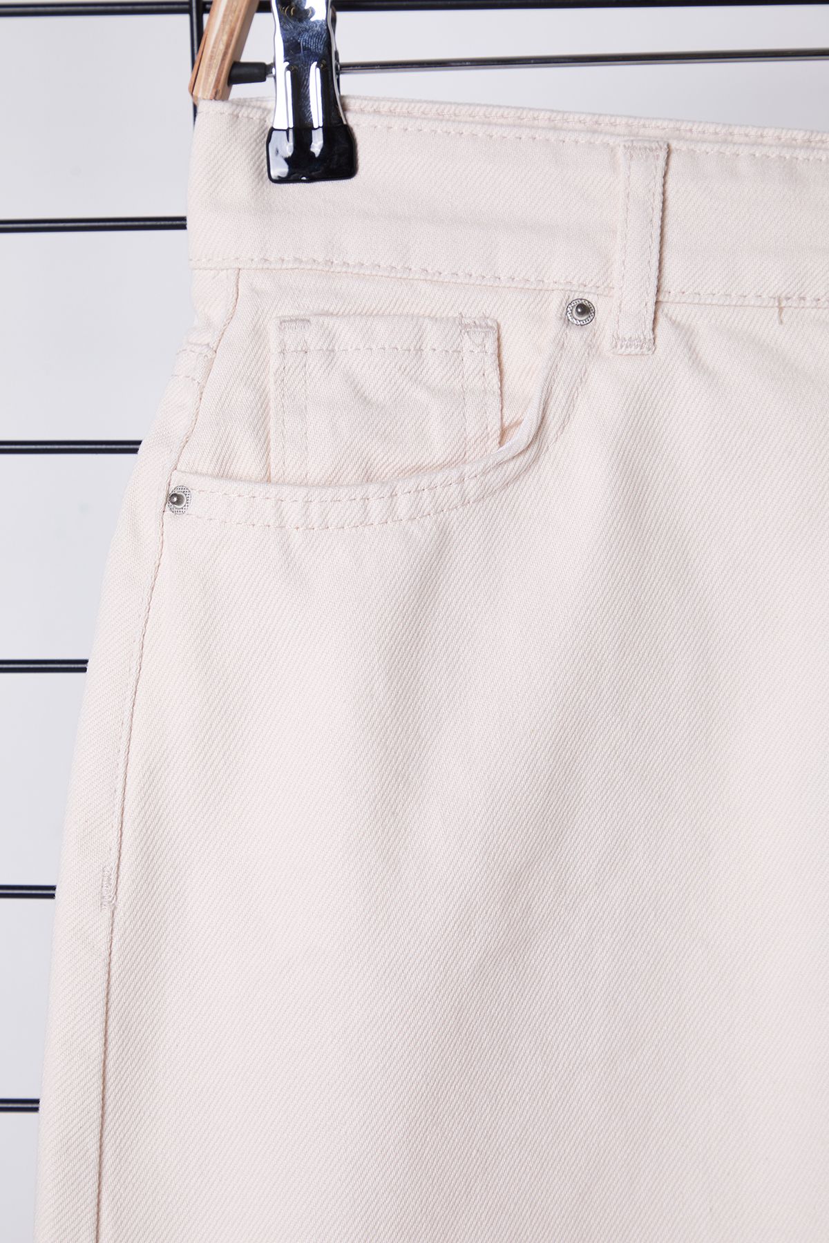 Trendyol Modest-Ecrufarbenes, ungefüttertes, gerades Gewebe TCTSS25EE00000 7
