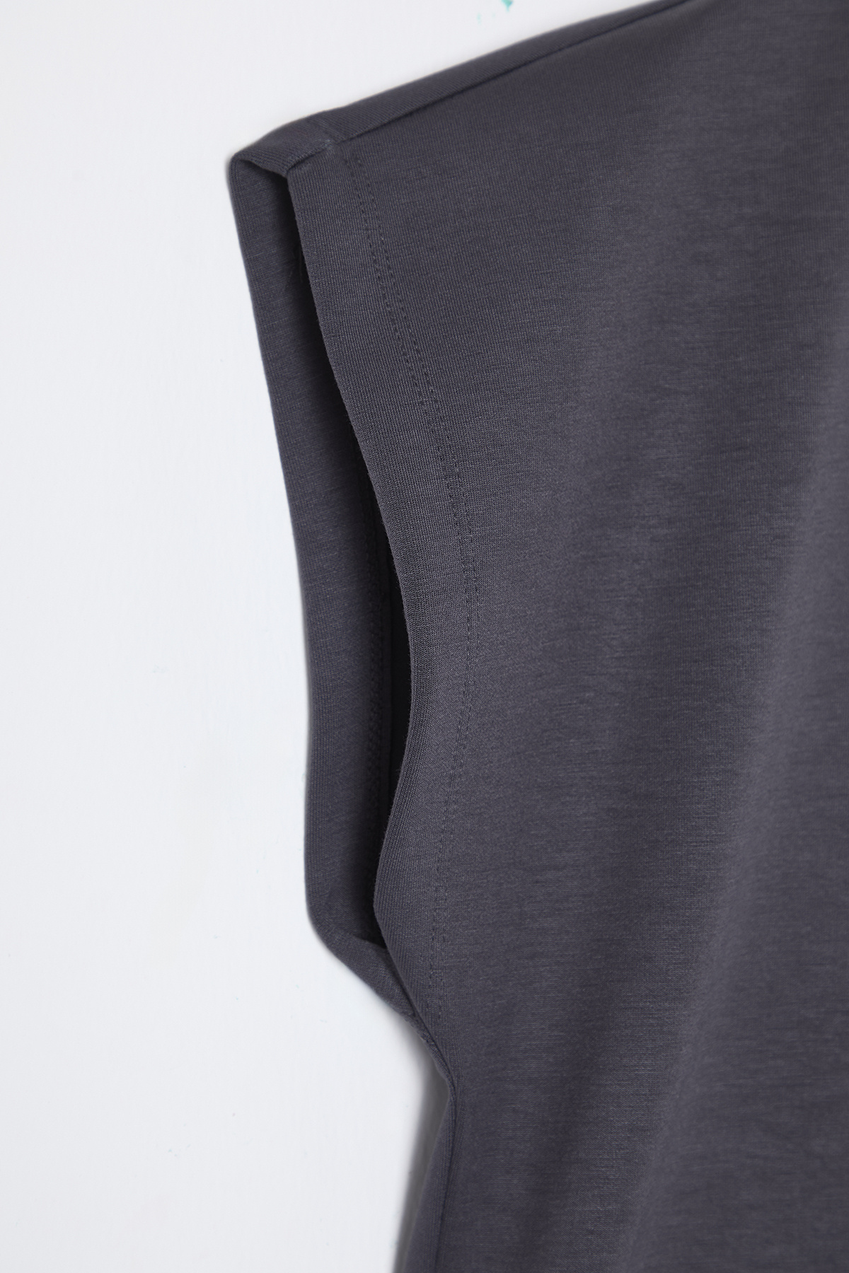 Trendyolmilla  Antrasit V yaka Oversize/Geniş Kalıp Örme Alt-Üst Takım TWOSS25AU00012 - Görsel 8