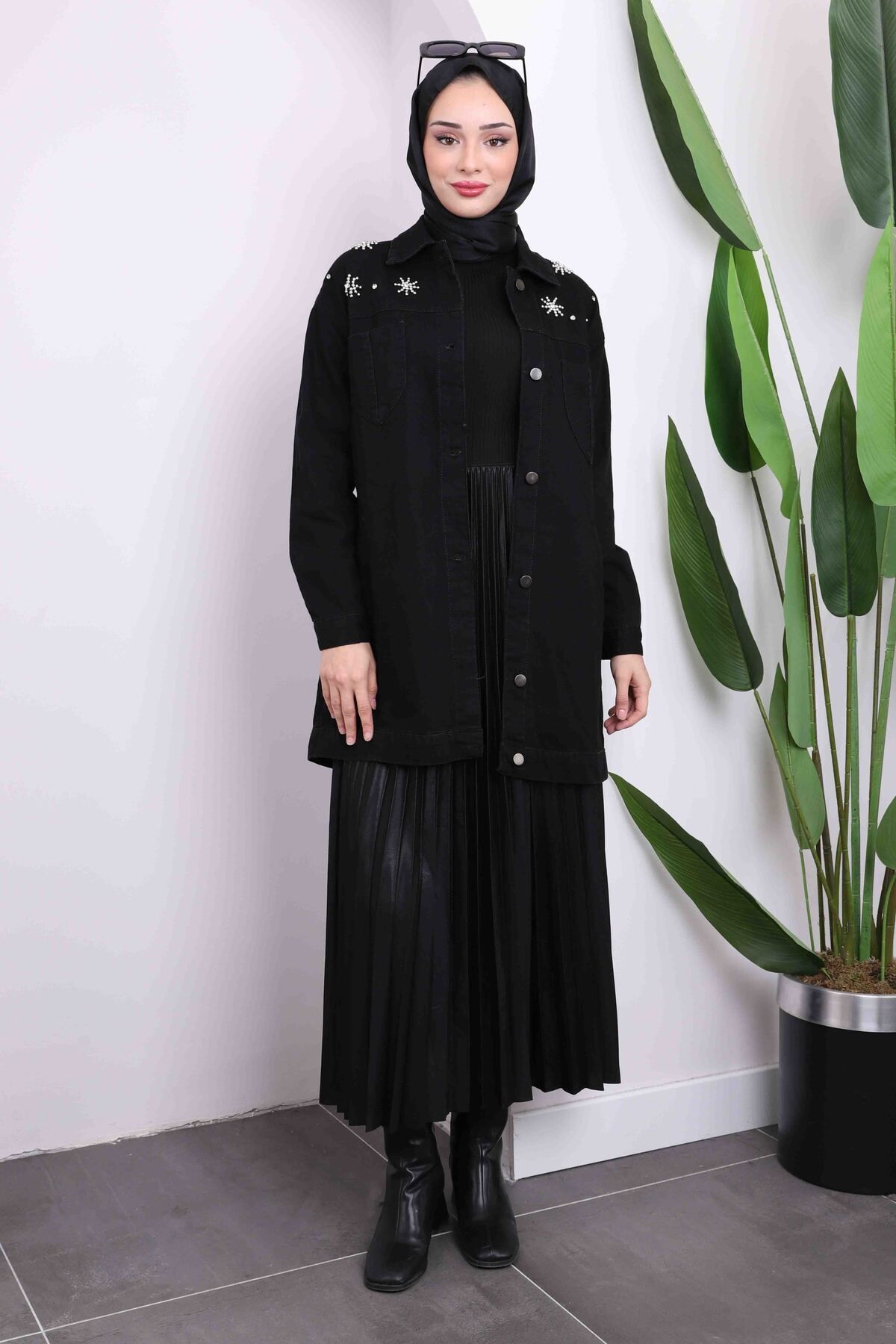 İmajButik-Black Denim Jacket with Stone DeTail - Pockets 3