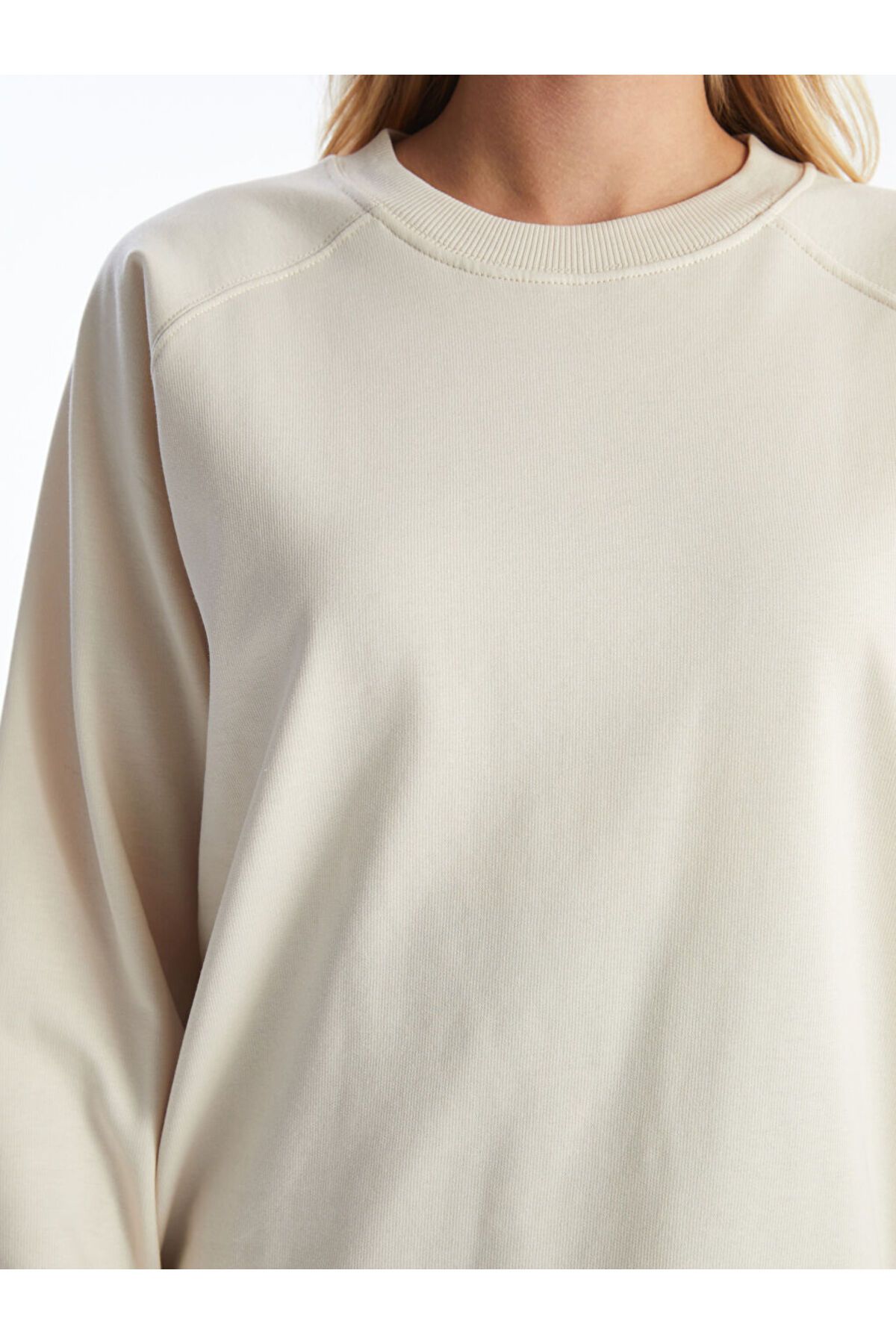 LC Waikiki-Crew Neck Oversize Women's Sweatshirt 3