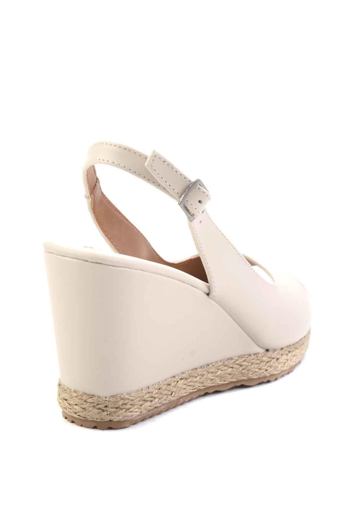 Bambi-Beige Damenschuhe mit Keilabsatz K05874011609 4