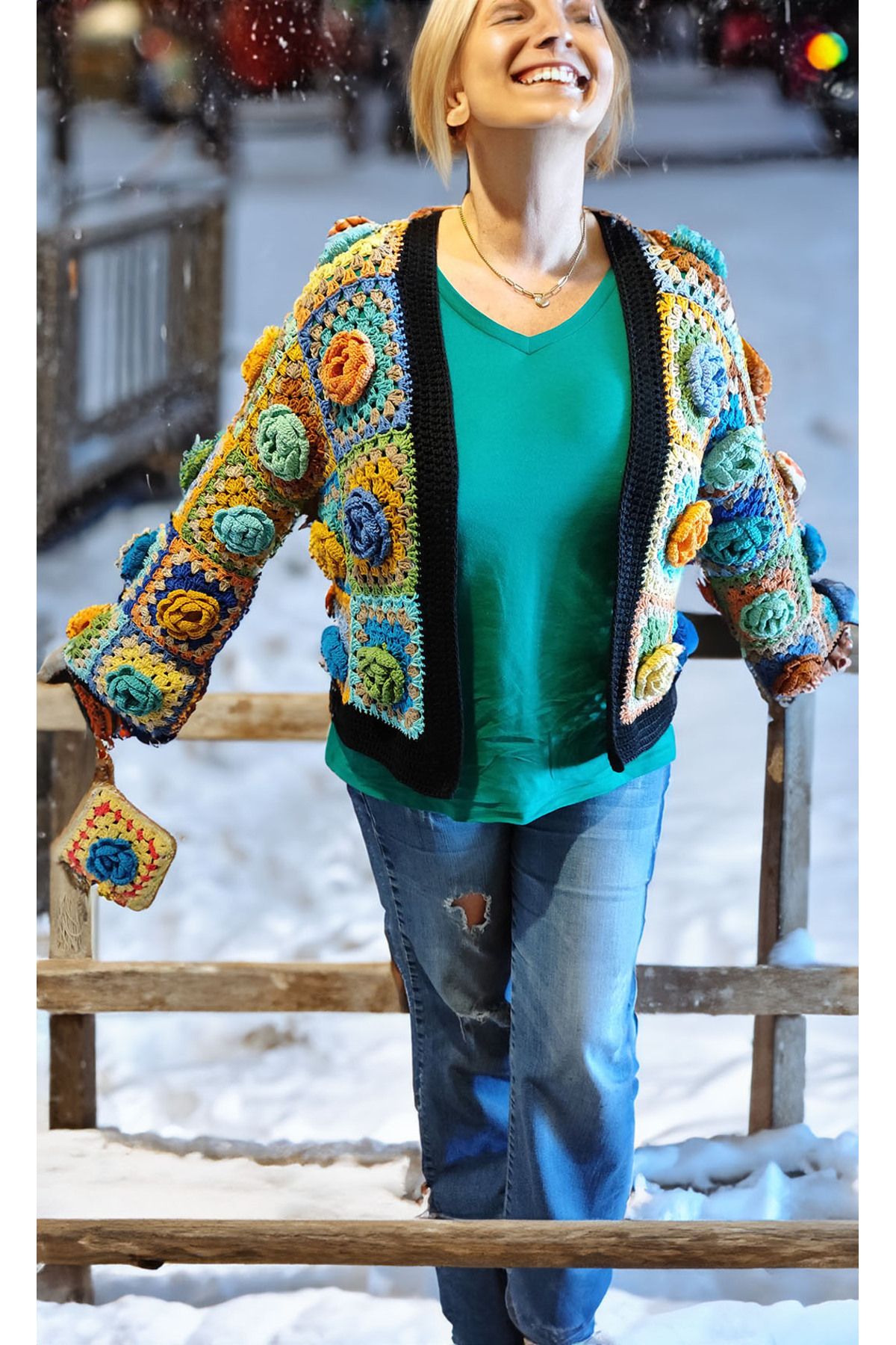 drt tasarım-3D Rose Motif Design Hand Knitted Seasonal Cardigan 3