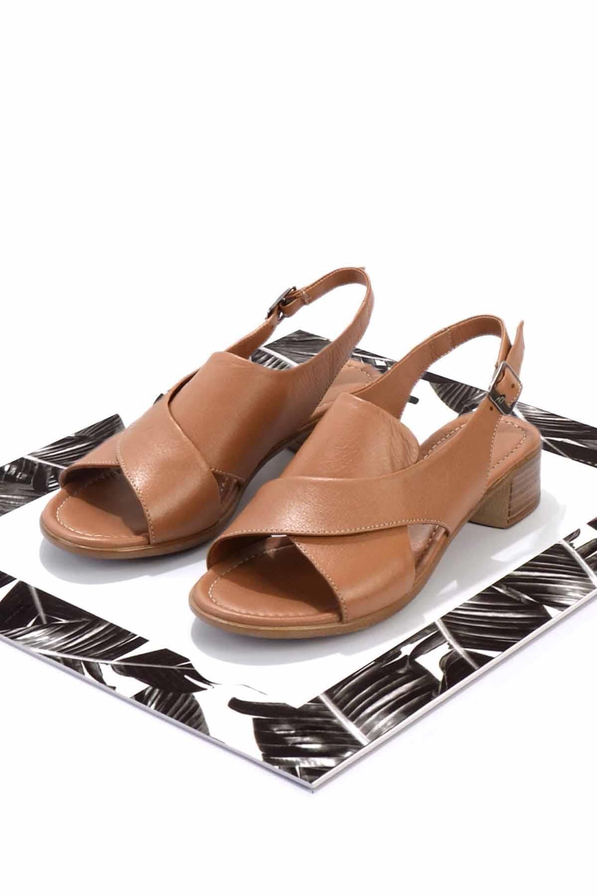 Bambi Brązowe Oryginalne Skórzane Damskie Klasyczne Buty Na Obcasie 03 Kobieta - 39