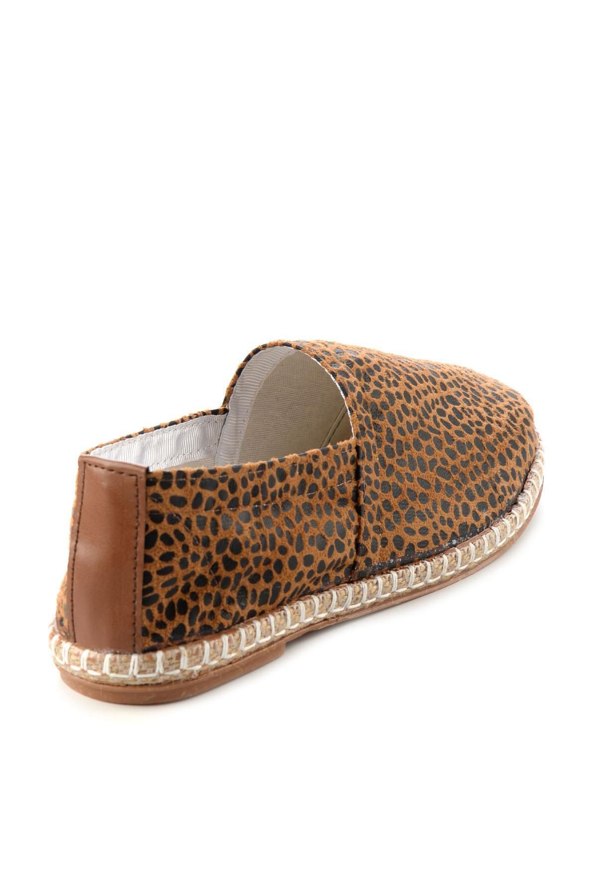 Bambi-Espadryle damskie z nadrukiem w kolorze jasnobrązowym K01534100004 4