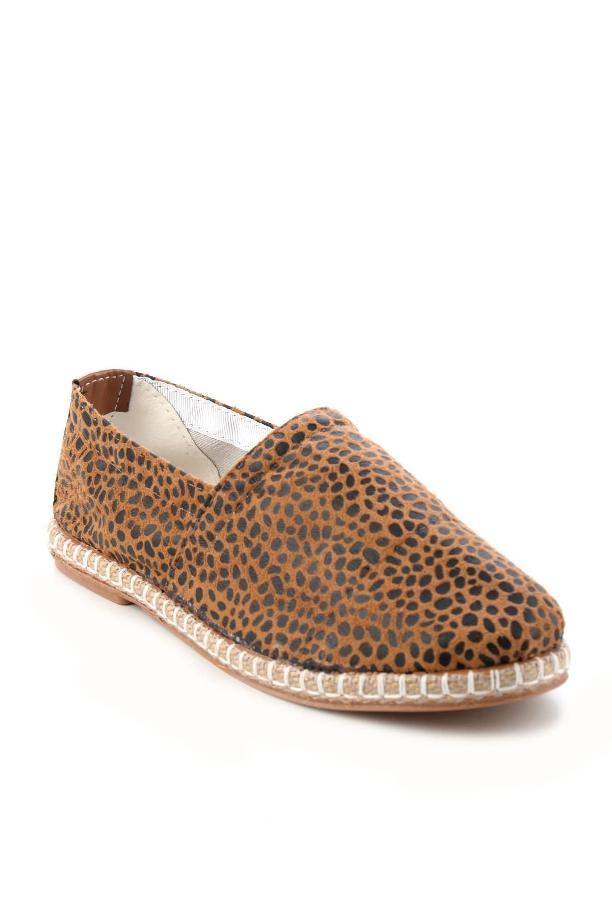 Bambi-Espadryle damskie z nadrukiem w kolorze jasnobrązowym K01534100004 3