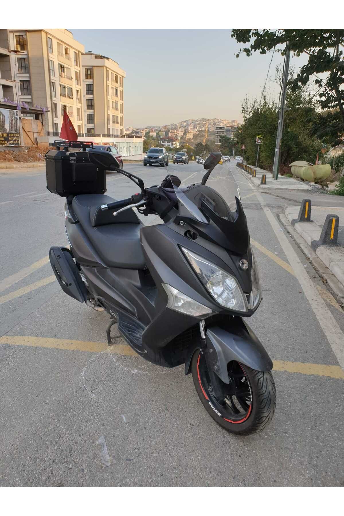 SYM Joymax 250 İ Siperlik Ön Cam 2015 2016 Model 65cm Şeffaf Renkli 4mm APARAT GÖNDERİLMEYECEK