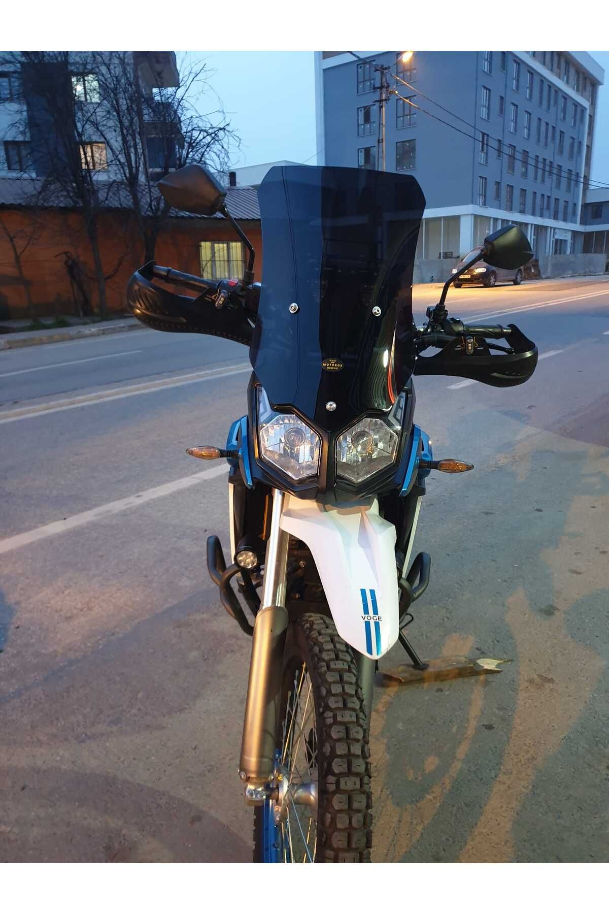 Voge Rally 300 Siperlik Ön Cam 2022-2025 Model 51cm Siyah Renkli 4mm