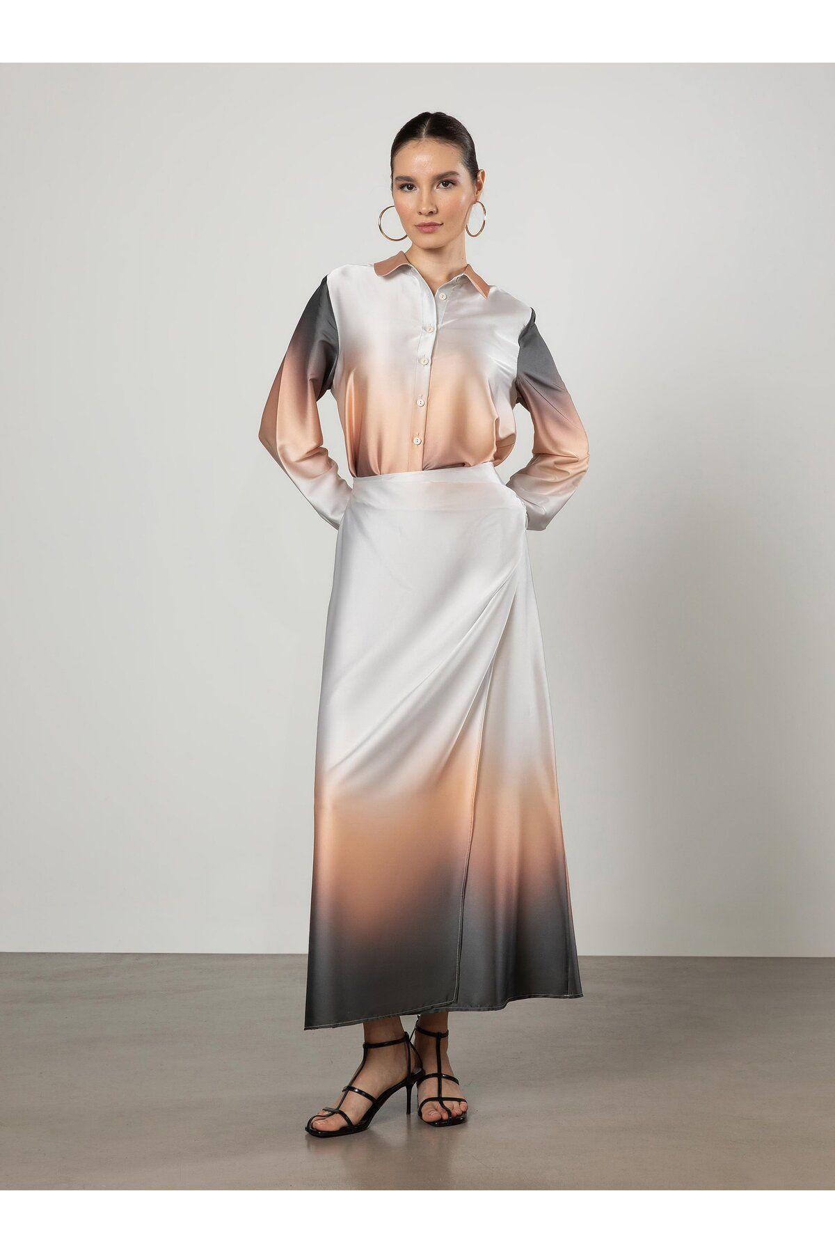 Refka-Satin Tunic - Pearl Button Detail, Gradient Pattern and Gradient Print - Refka 4