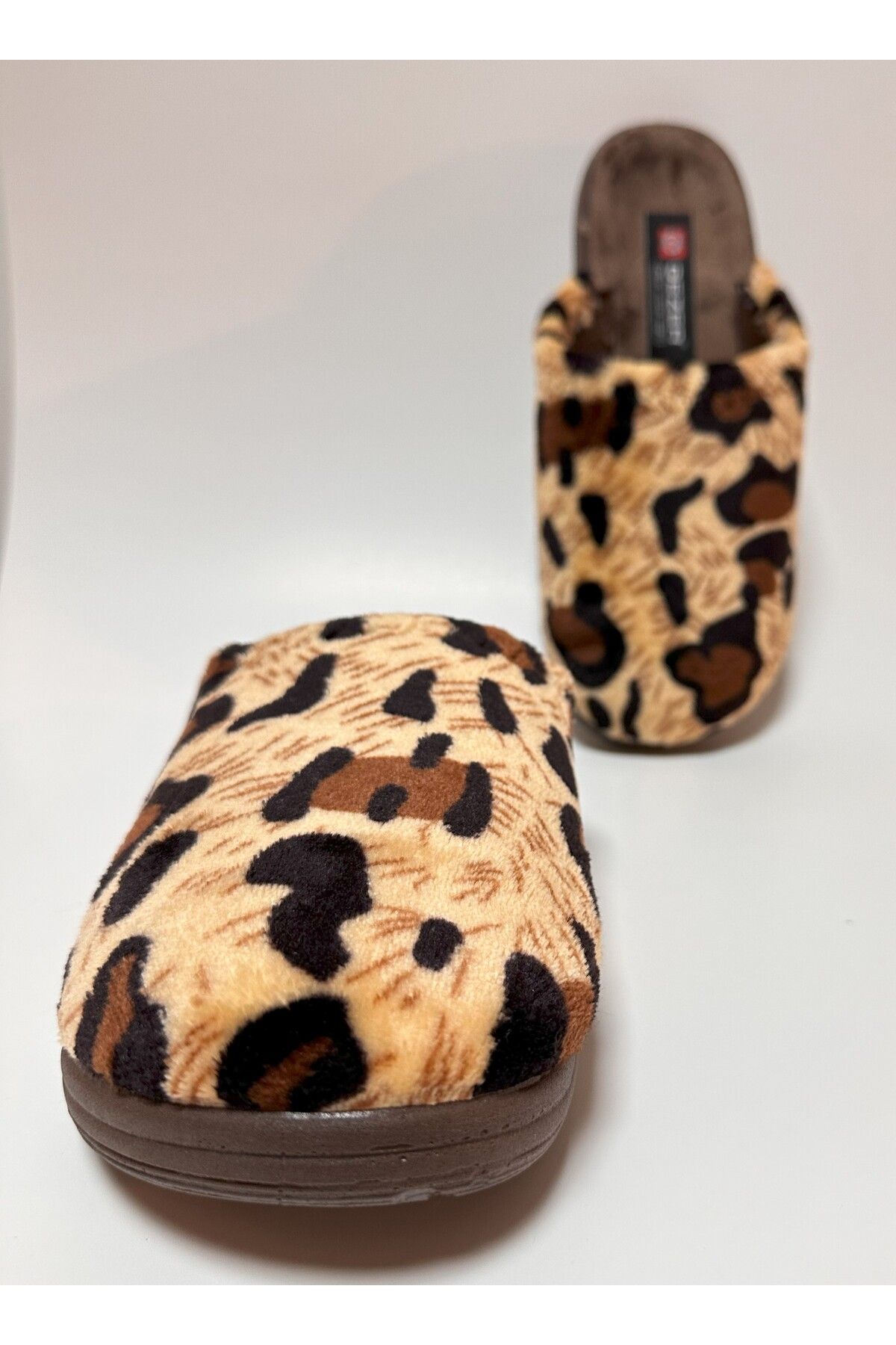 GEZER-Velour Leopard Patterned Light Comfortable Sole Women's Winter Slippers 3