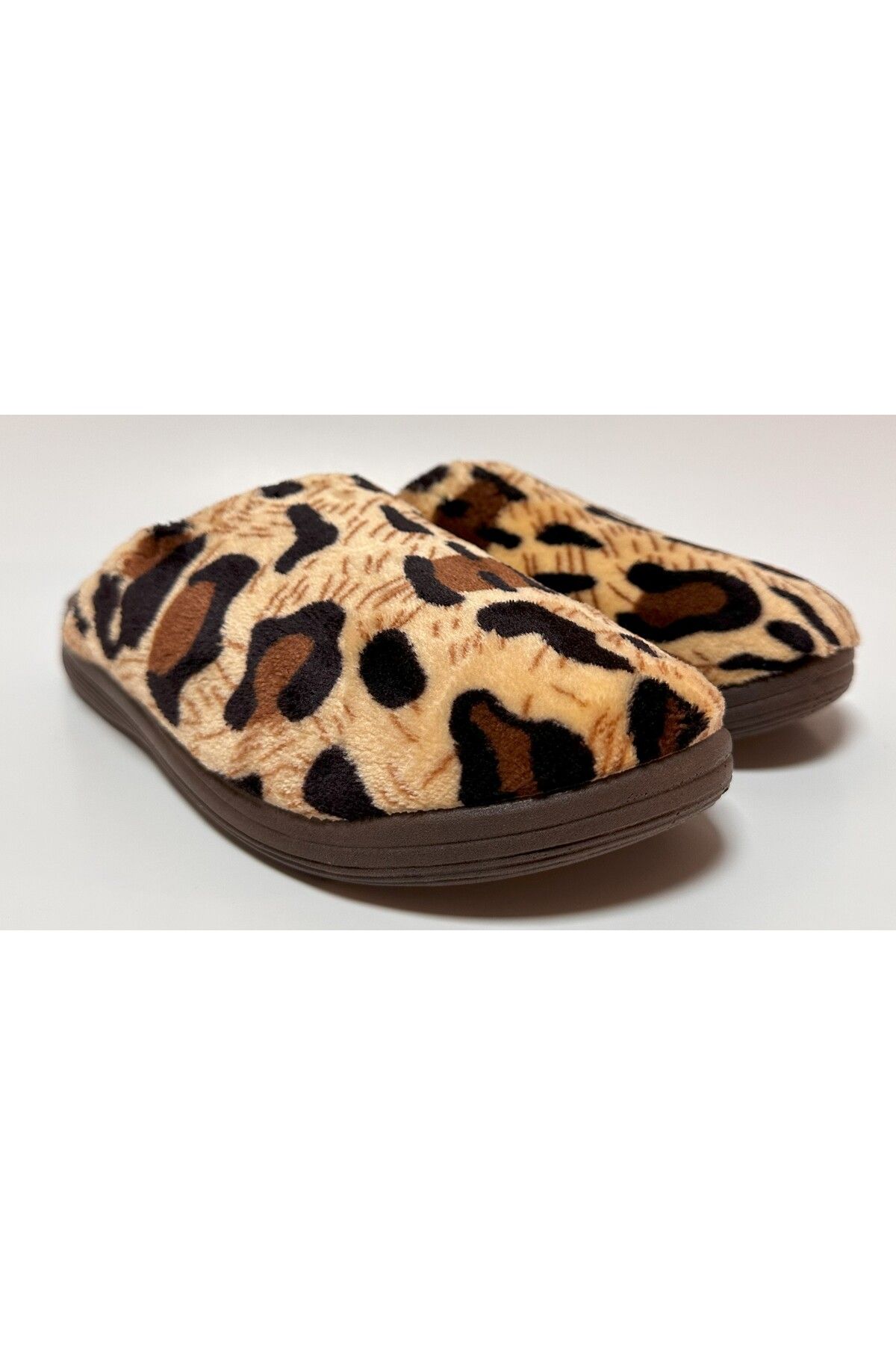 GEZER-Velour Leopard Patterned Light Comfortable Sole Women's Winter Slippers 2