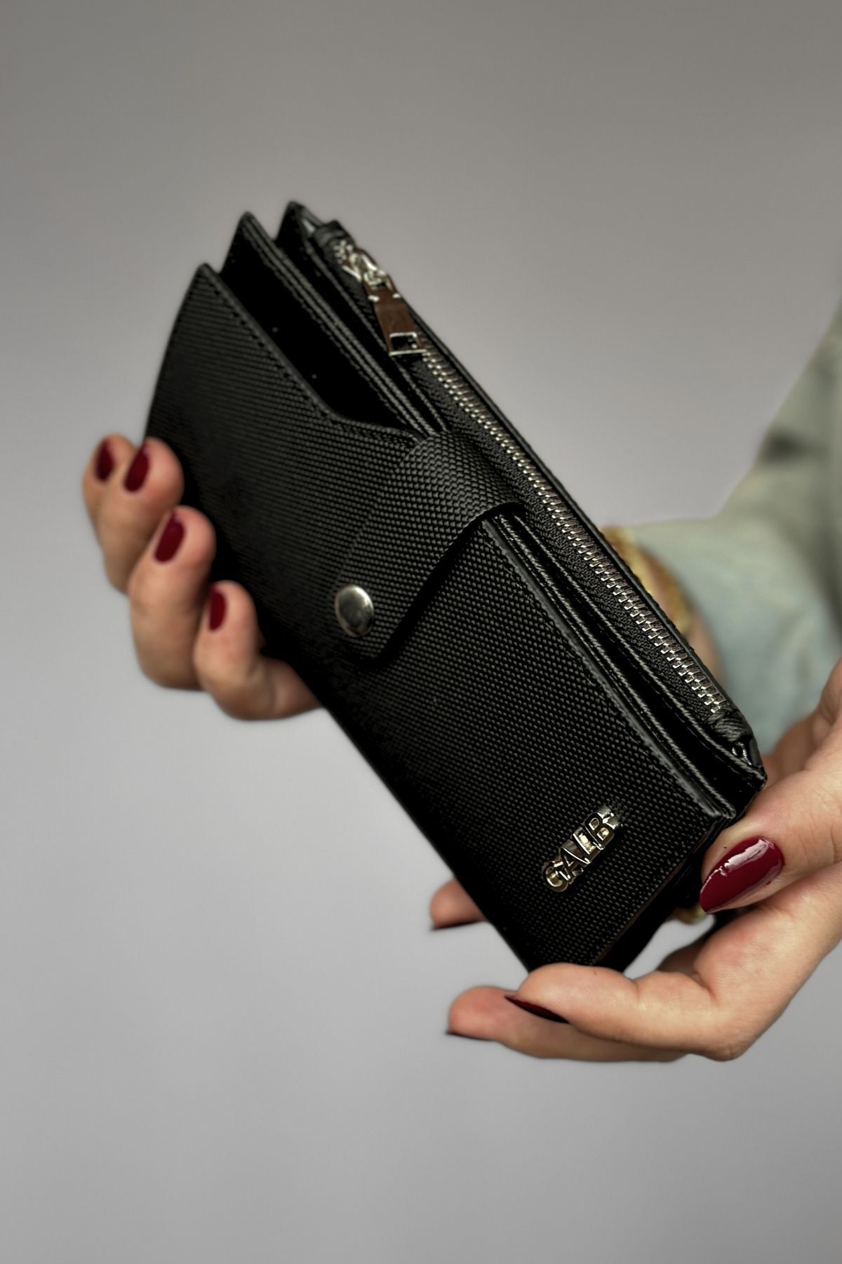 GALB LEATHER-Stylish and Practical Women's Wallet - Multiple Compartments, Complete Your Style! 5