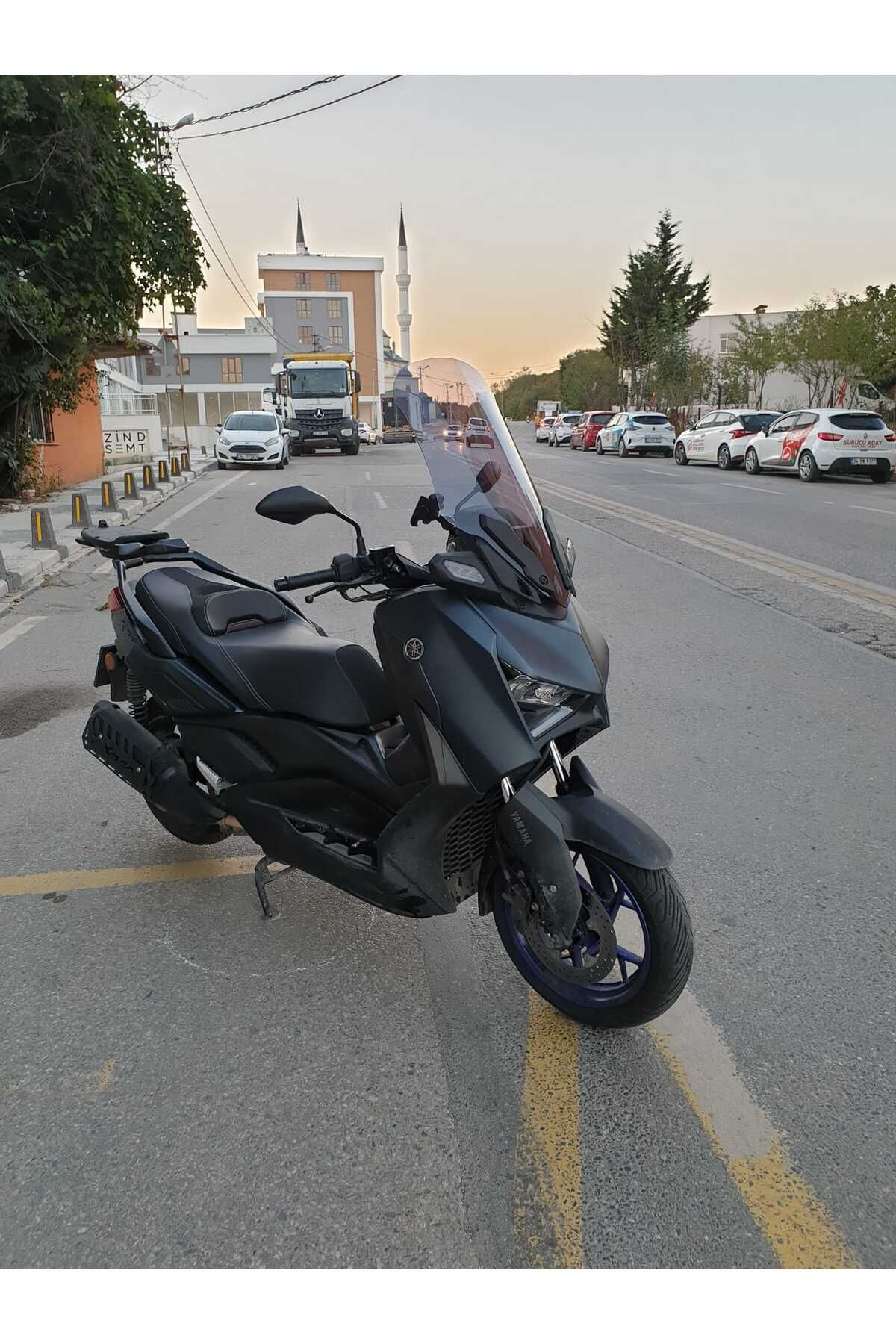 Yamaha Xmax 250 Siperlik Ön Cam 2023-2025 Model 65cm Şeffaf Renkli 4mm ORTA BOYLU CAM