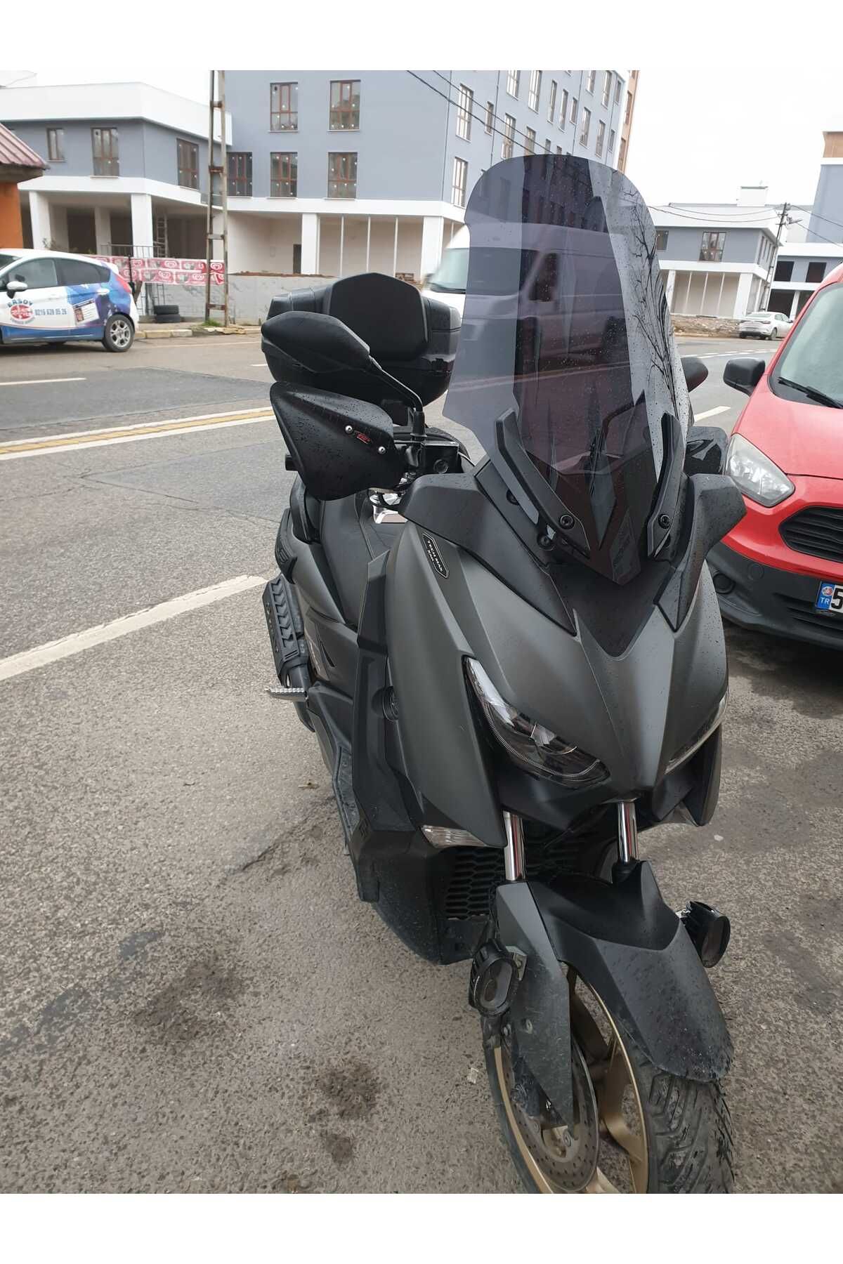 Yamaha Xmax 250 Siperlik Ön Cam 2018 2022 Model 65cm Siyah Renkli 4mm ORTA BOYLU CAM
