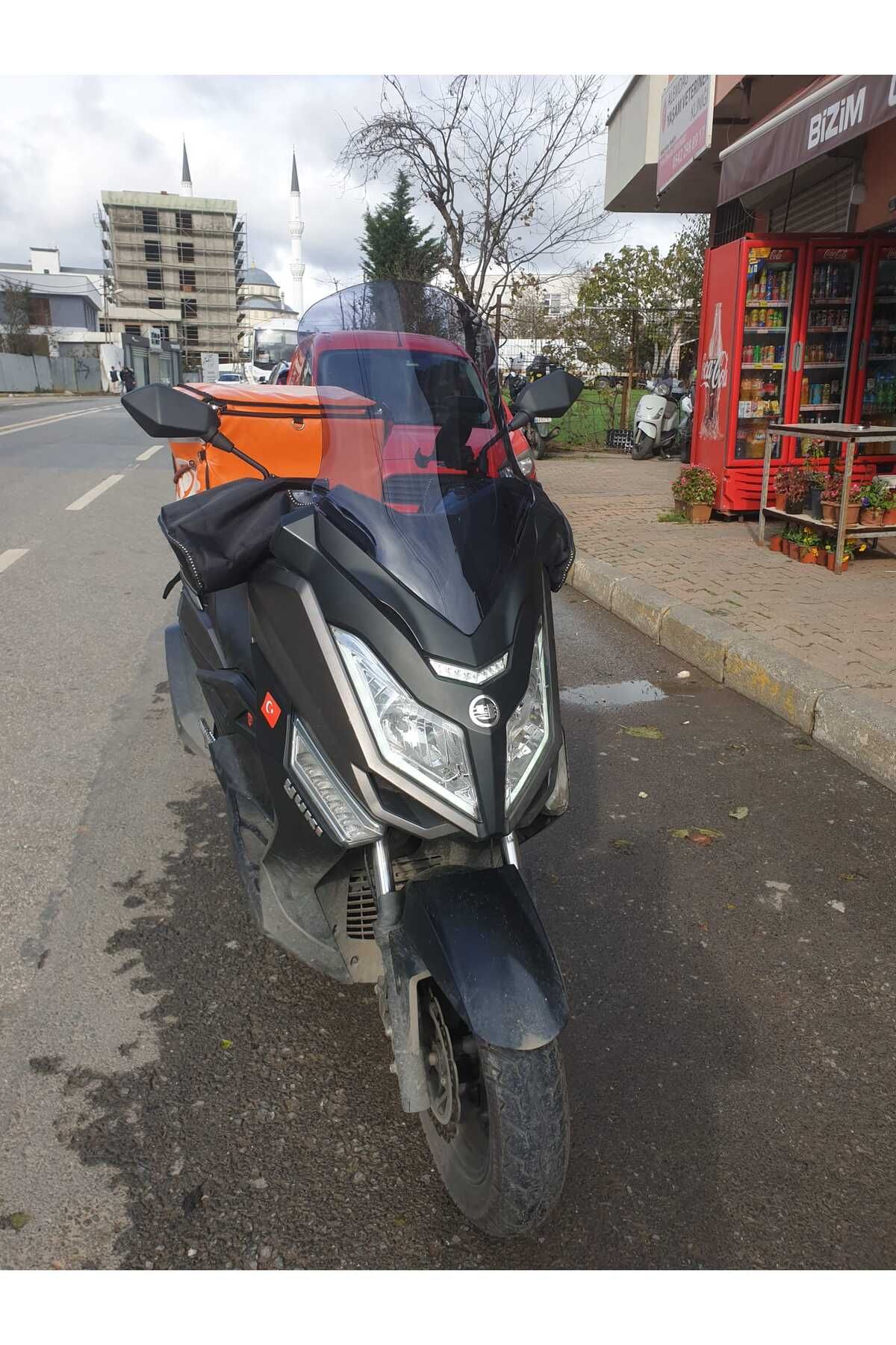 Yuki T9 strom 125 Ön Cam 2021-2025 Model 62cm Füme Renkli 4mm