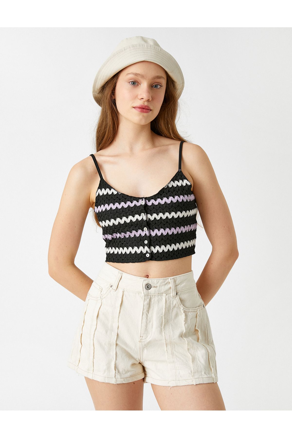 complete the look image