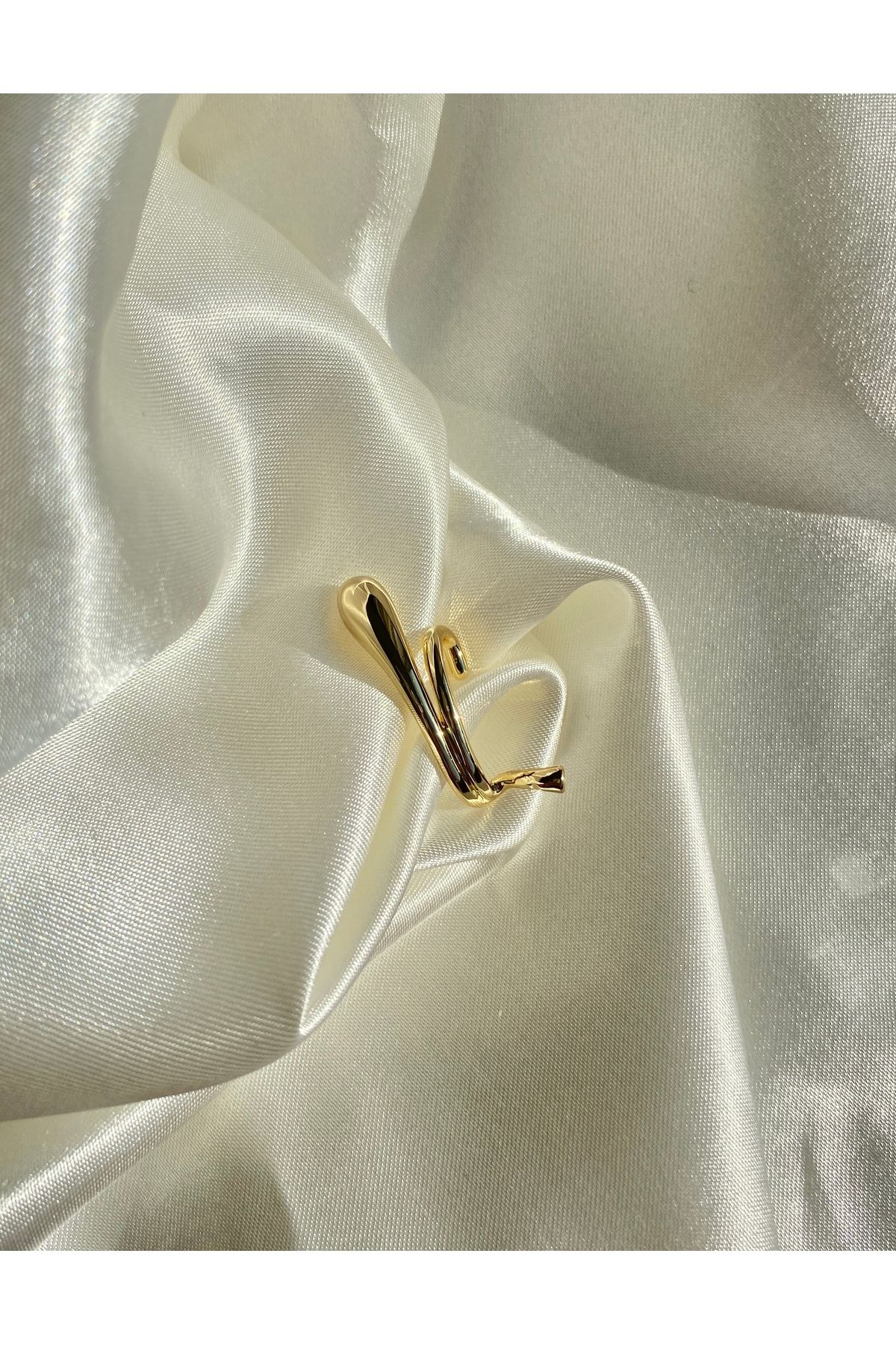GAMZE-Steel Vip Earcuff 2