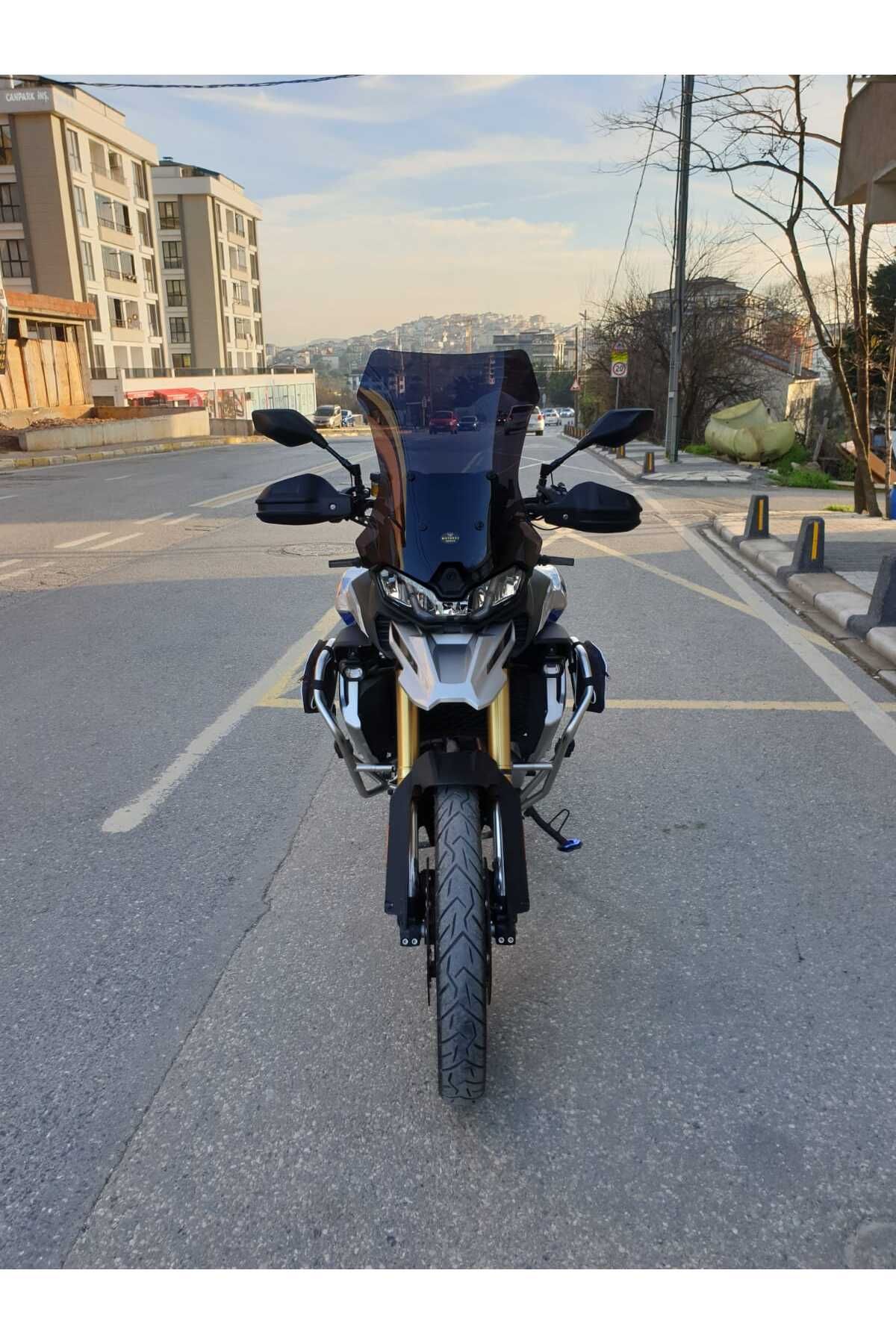 Voge DSX 900 Siperlik Ön Cam 2025 Model 53cm Siyah Renkli 4mm