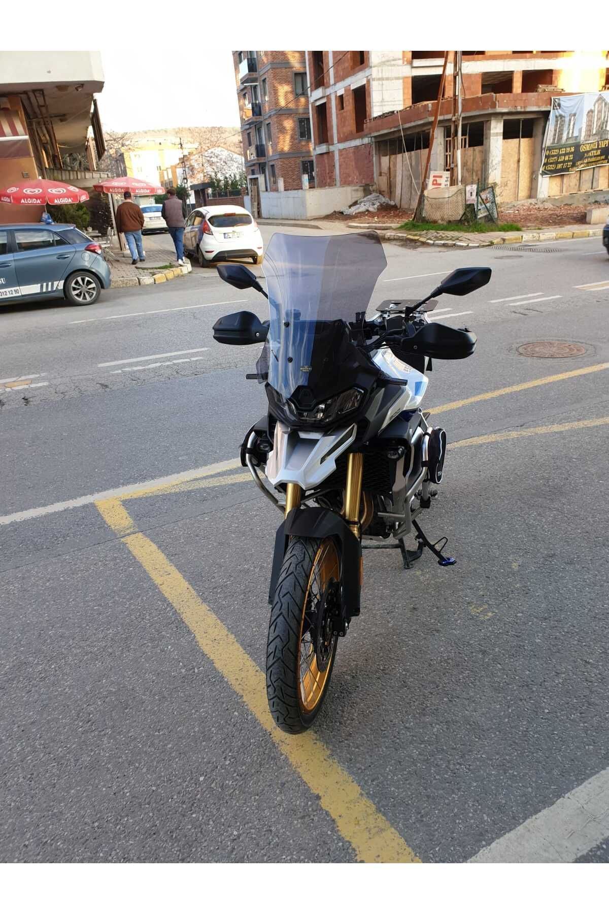 Voge DSX 900 Siperlik Ön Cam 2025 Model 53cm Füme Renkli 4mm