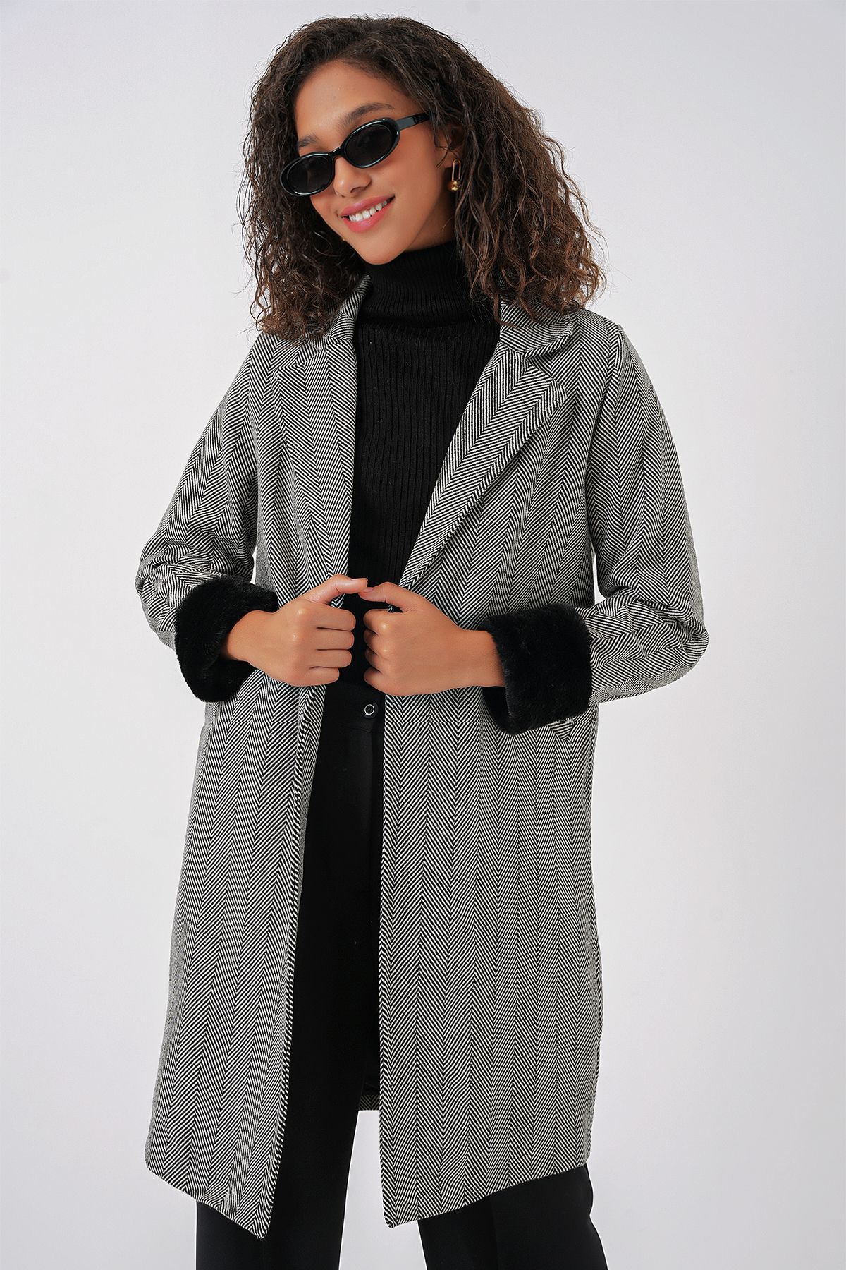 Bigdart-9145 Women's Fish Back Cashew Coat with Feather Sleeves - Black 1