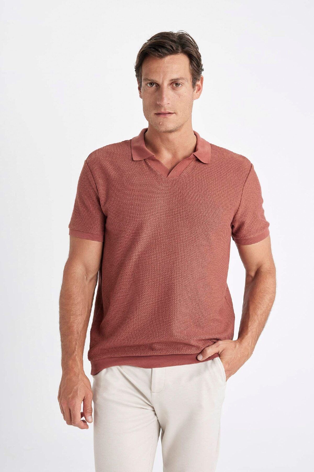 DeFacto-Polo tričko Regular Fit s krátkym rukávom – Knit Look A6849AX24SM 3