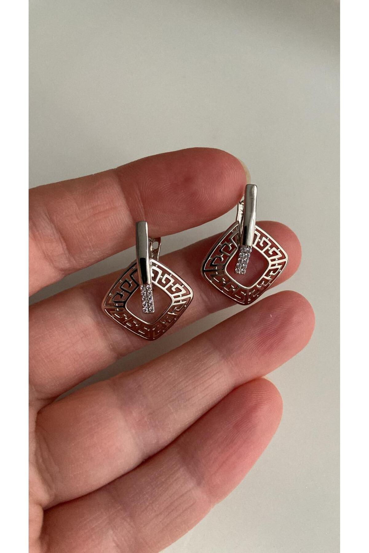 zec aksesuar-Square Shape Self Patterned Stylish Silver Color Earring 3
