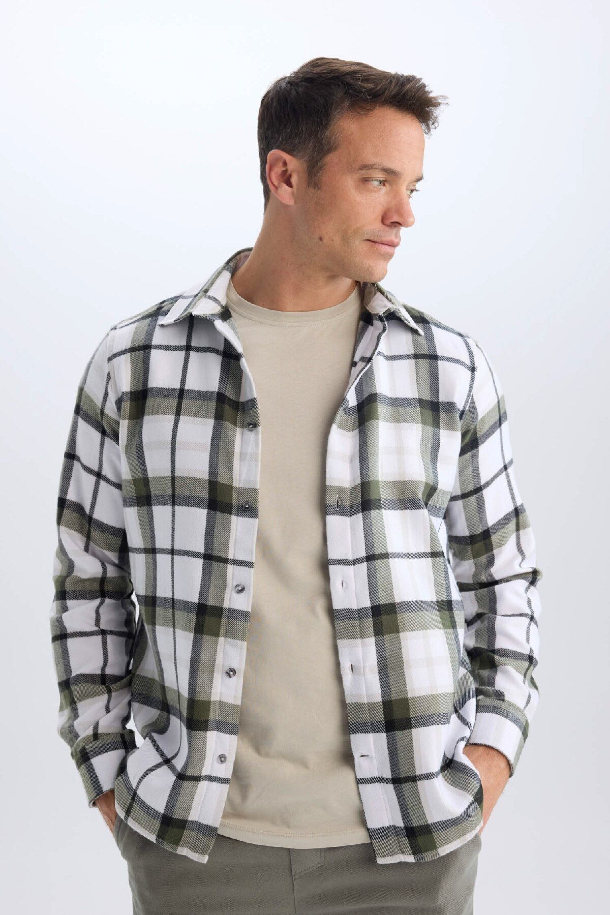 DeFacto-Regular Fit Polo Neck Checked Cotton Long Sleeve Shirt D7555Ax24Au 3