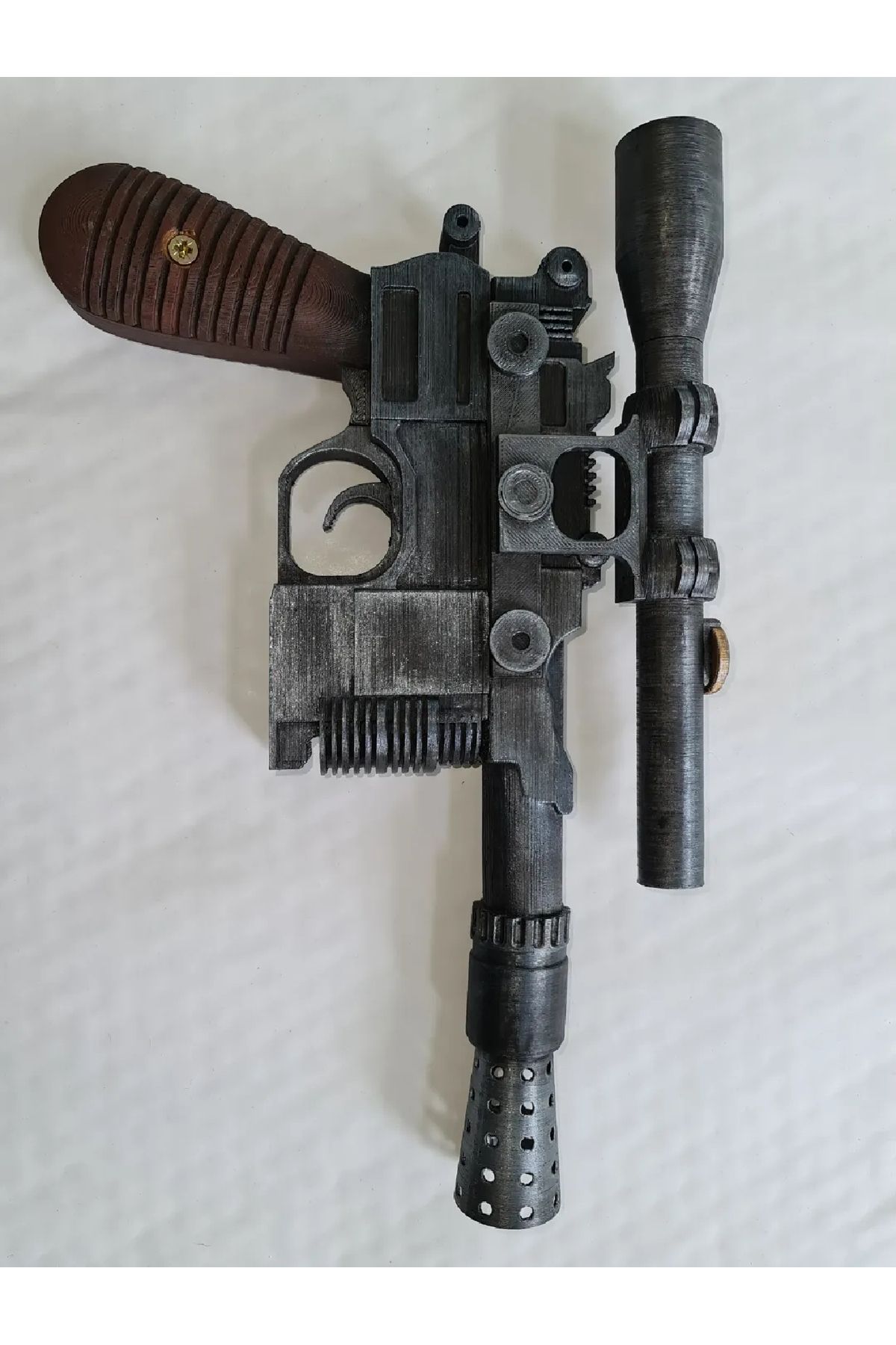 NOMOTHETIC Oyuncak Han Solo Blaster – Yıldız Savaşları Tasarımı