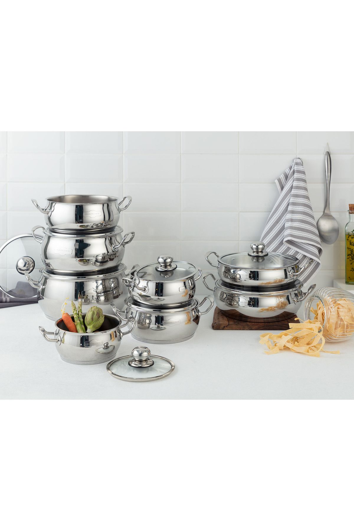 Madame Coco-Ellipse Deep Pot 6