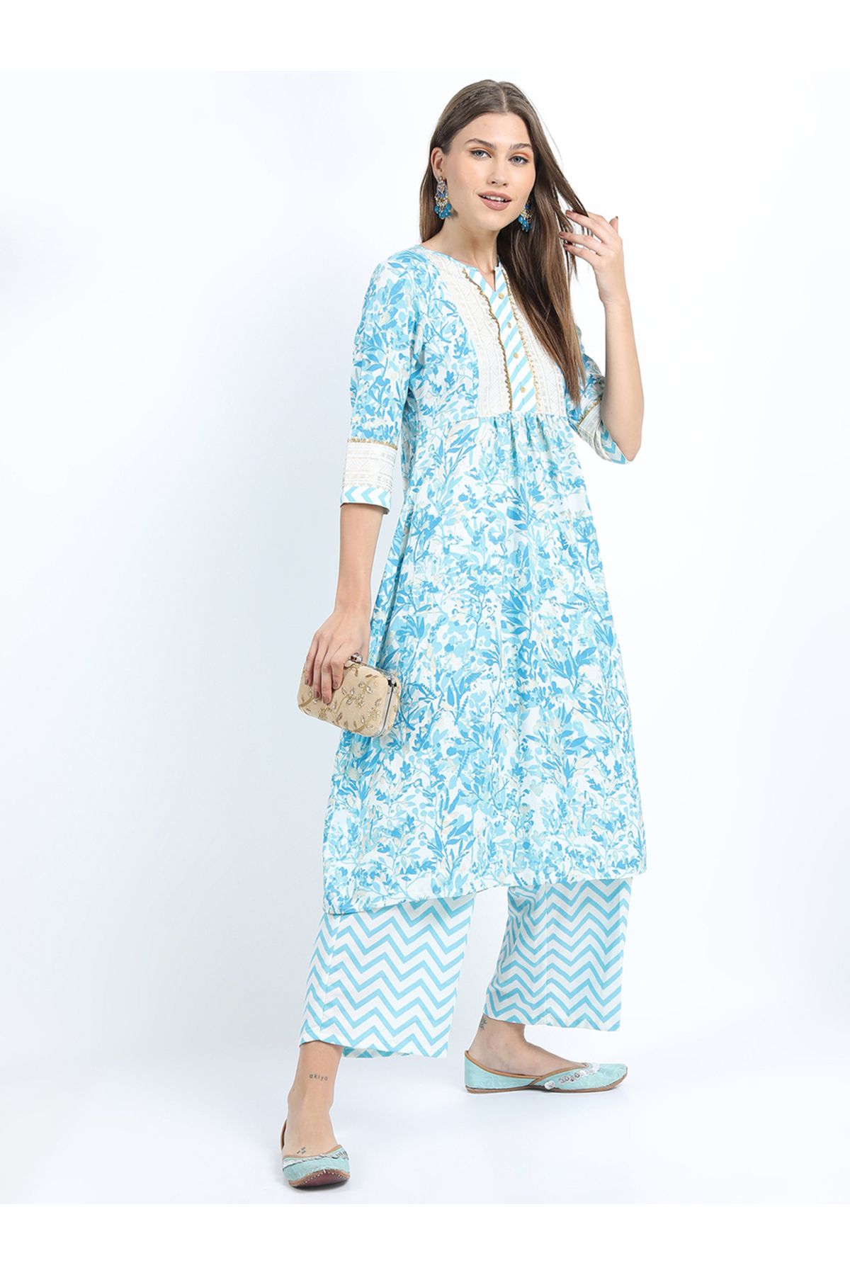 Vishudh By Styli-Floral Print Pleated Kurti & Palazzos Set 2