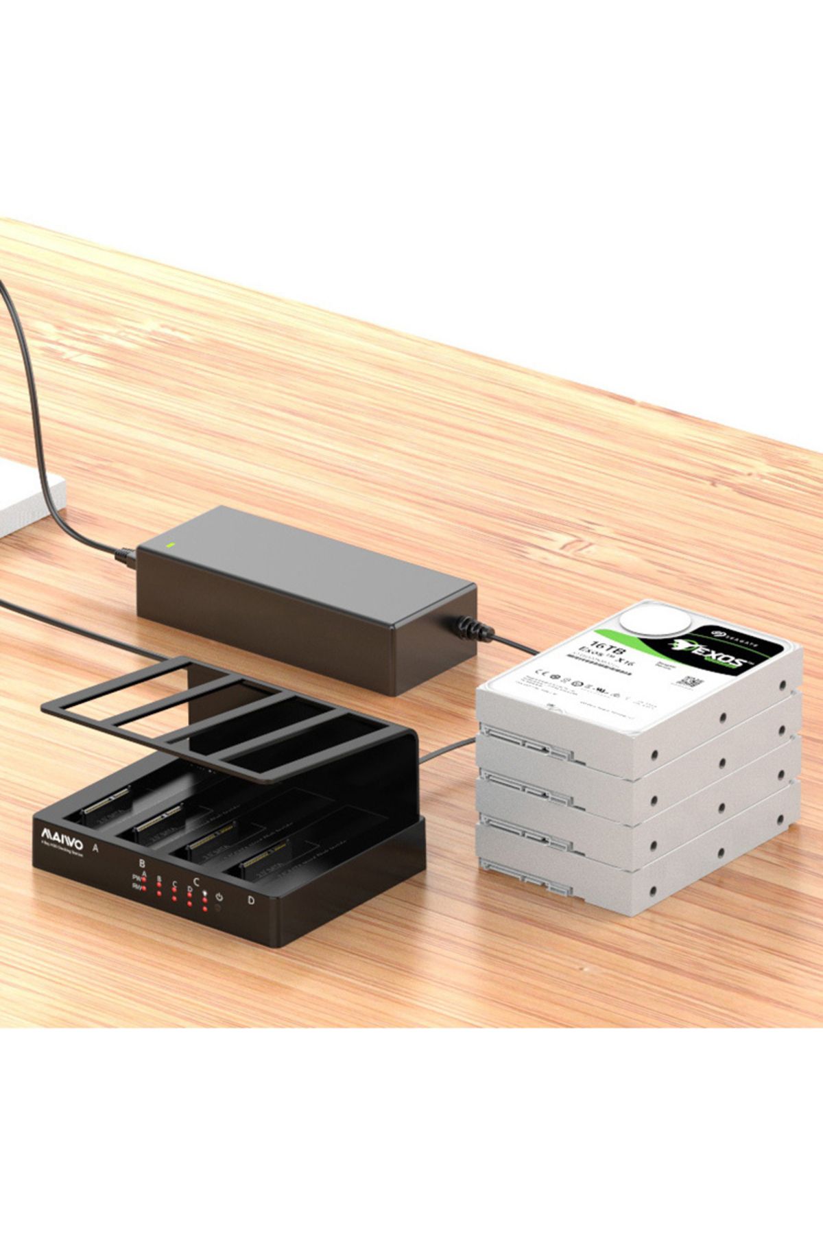 Choice-Us Plug 4 Bay Hard Drive Enclosure Sata To Usb 3.0 External Multi-bay 2.5& 3.5 Inch Hdd Sdd Docking 4