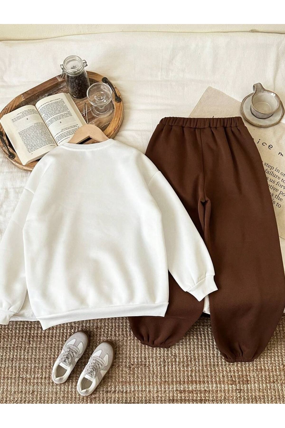 LePold-White and Brown Leopard Print Oversize Sweatshirt and Sweatpants Set - 3 Thread 2