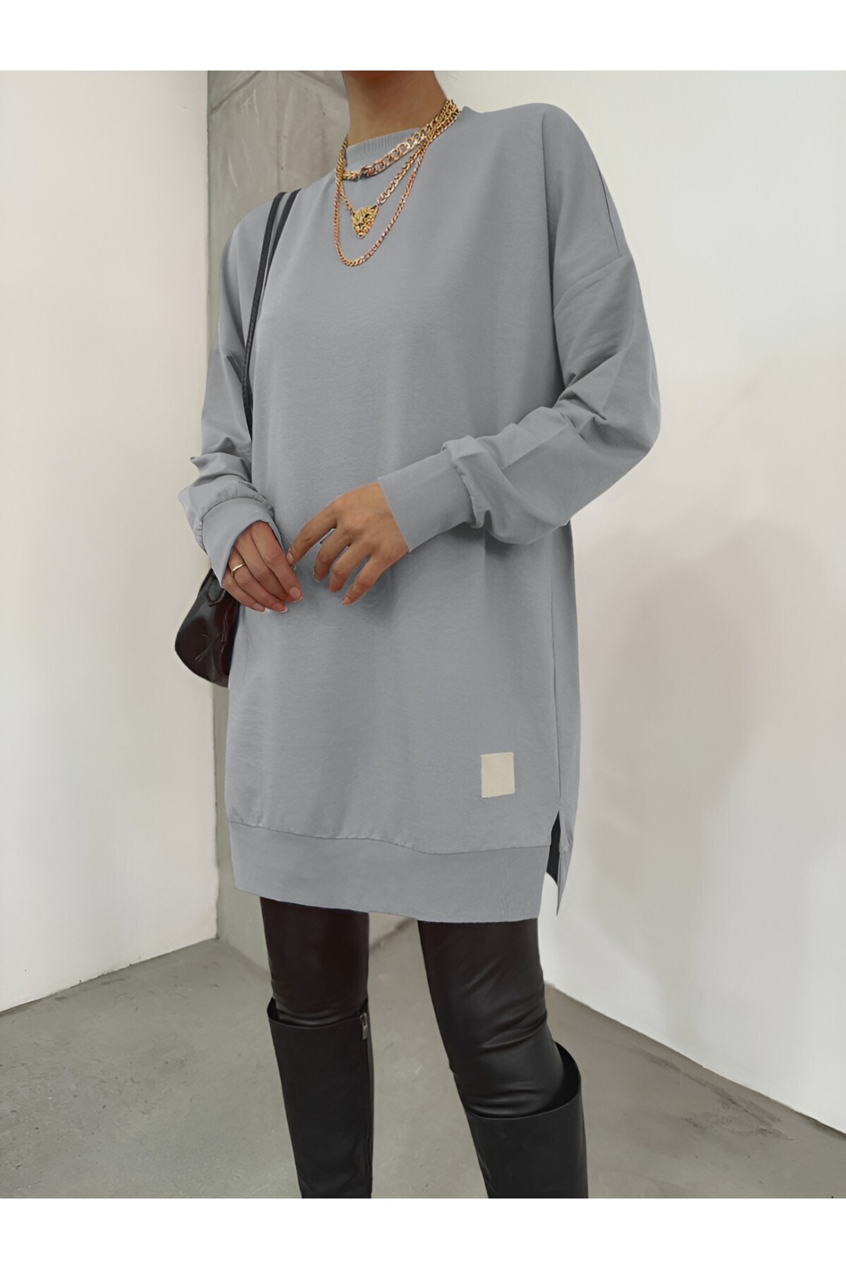 Modamorfo-Crested Sweat mit Rundhalsausschnitt und Schlitz -grau 1