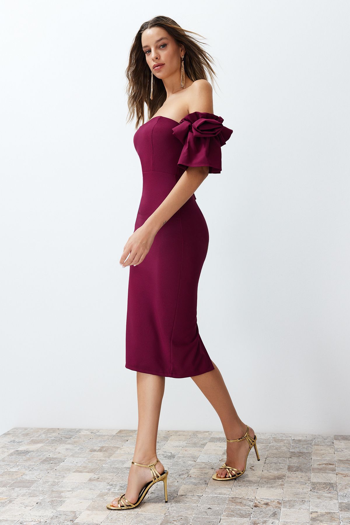 Trendyol Collection-Rochie de seara tesuta eleganta cu accesorii trandafiri mov - TPRSS23EL00541 2