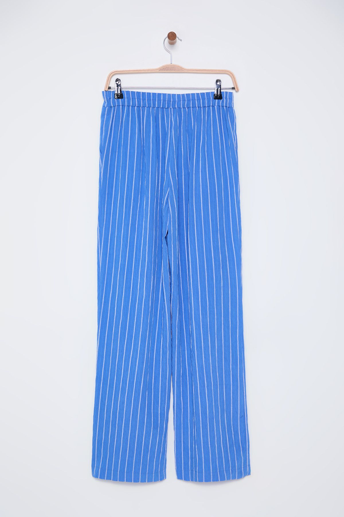 Trendyol Collection-Blue Striped Crinkle Regular Waist Wide Leg/Wide Leg Woven Pants Twoss25Pl00017 7