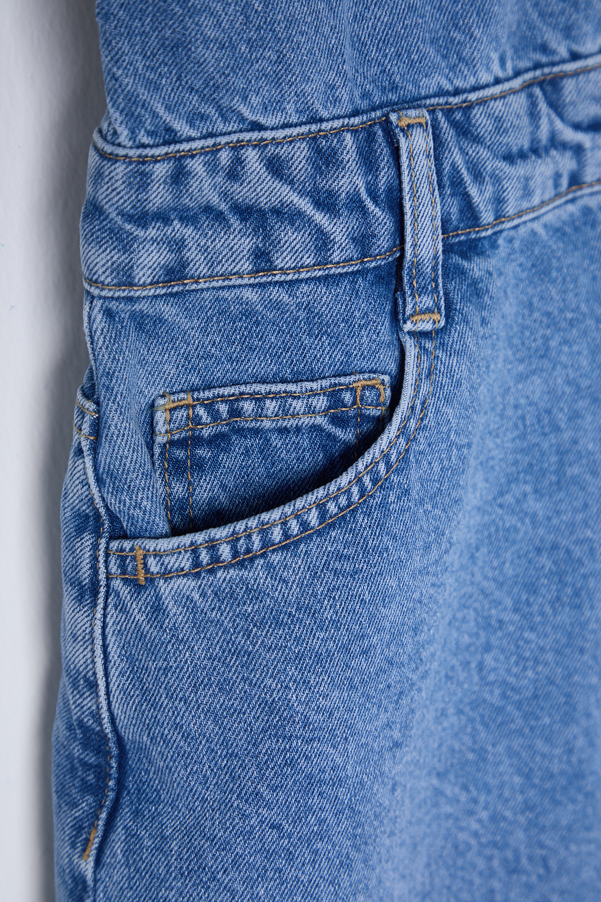 Trendyolmilla  Mavi Cep Detaylı Kısa Kollu Mini Denim Gömlek Elbise TWOSS25EL00156 - Görsel 8