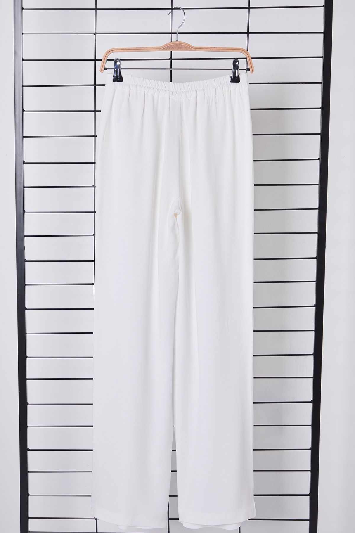 Trendyolmilla  Beyaz Keten Görünümlü Wide Leg/Geniş Paça Dokuma Pantolon TWOSS25PL00020 - Görsel 8