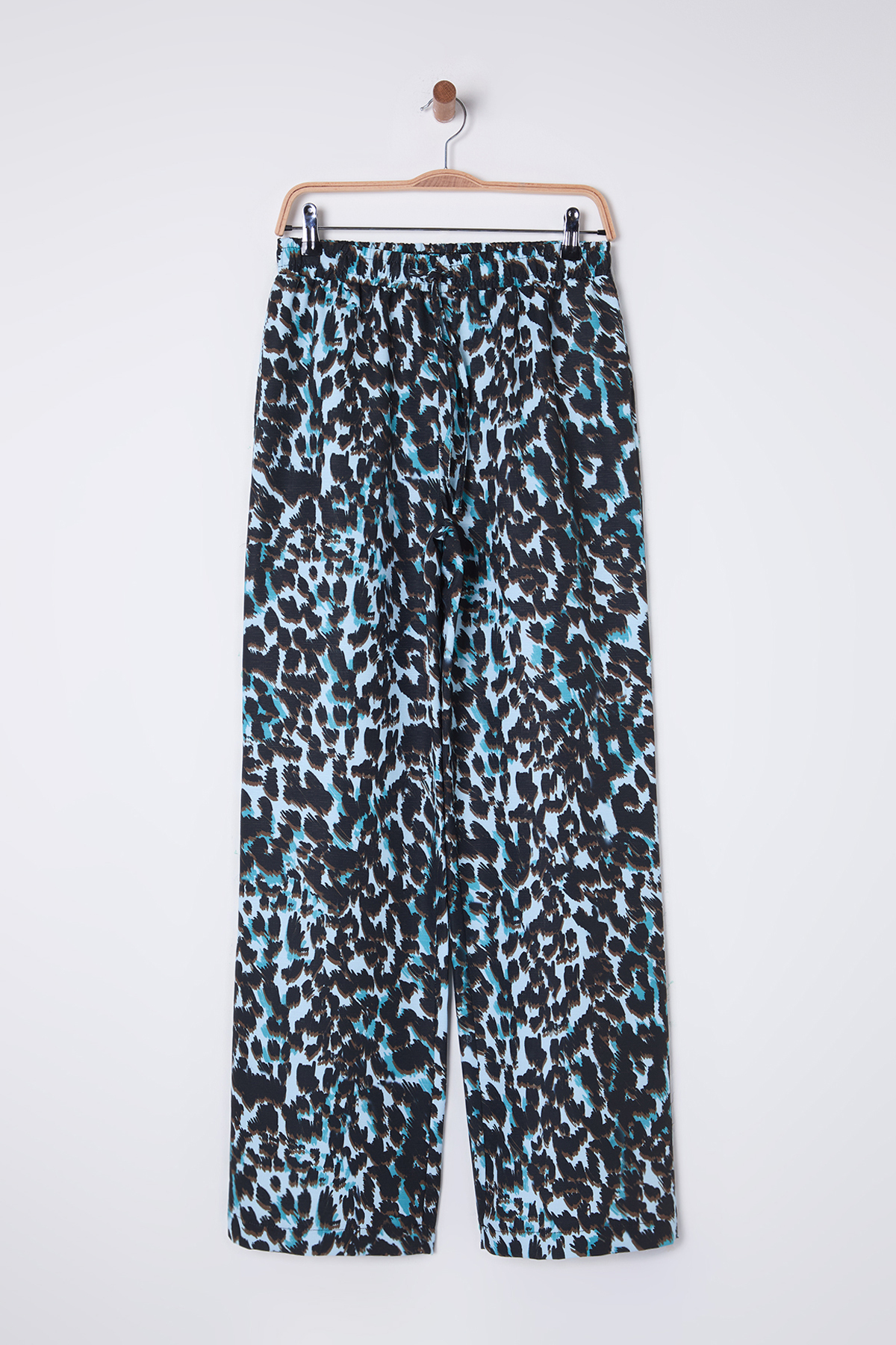 Trendyolmilla  Mavi Beli Lastikli Wide Leg/Geniş Paça Leopar Desenli Dokuma Pantolon TWOSS25PL00005 - Görsel 7