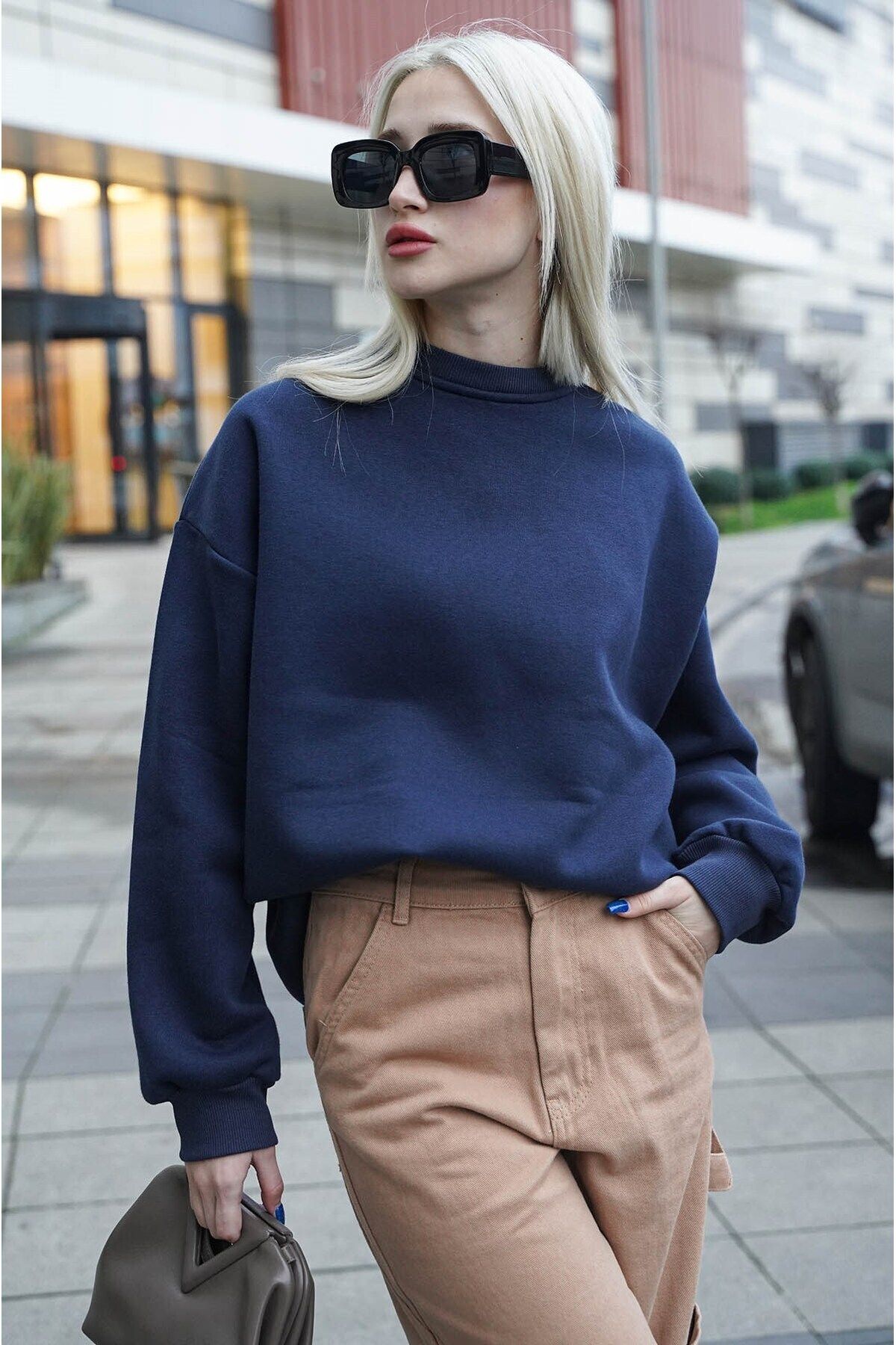 Moda Glo Bisiklet Yaka Basic Sweatshirt