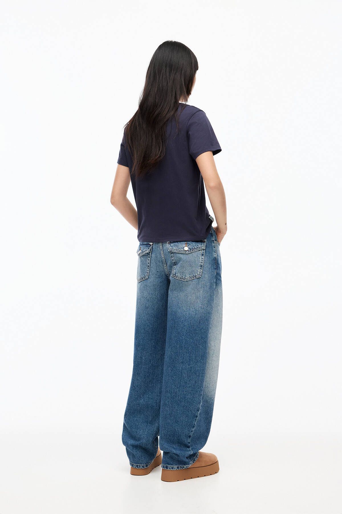 خرید تی‌شرت زنانه نخی با طرح قلب و نوشته Pull & Bear